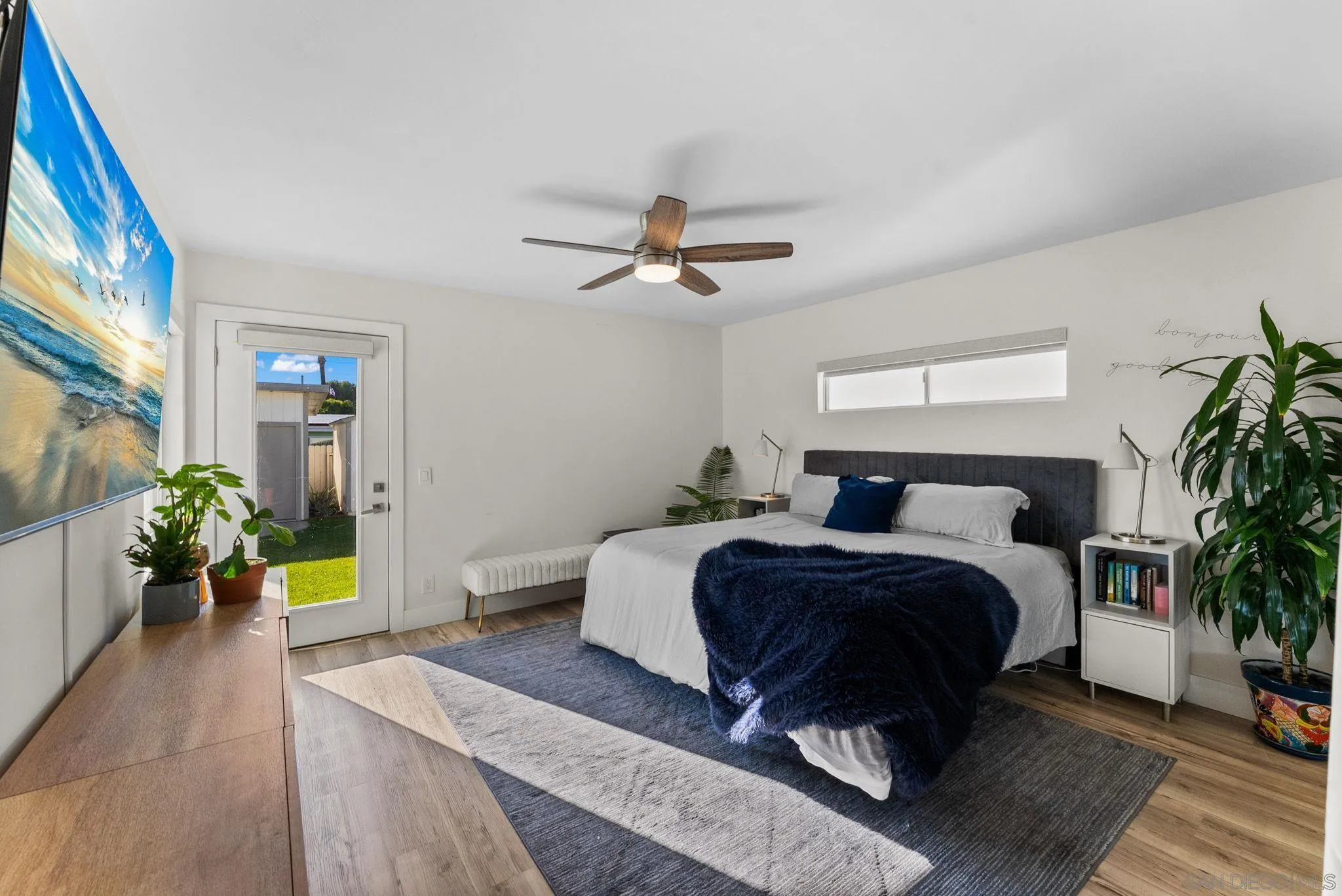 https://cdn.realtyfeed.com/cdn/127/250040416/ff9a1a258987e7af43107562b8f3782b.webp