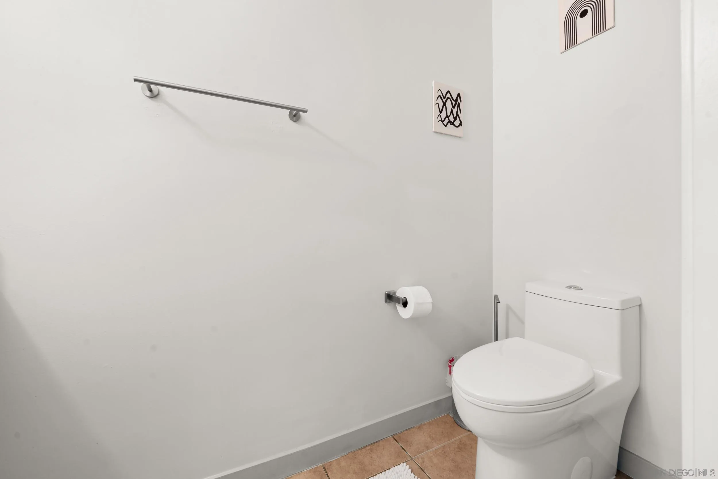 https://cdn.realtyfeed.com/cdn/127/250040417/2fa41f1bf19e79bba4b2888d5a928b3e.webp