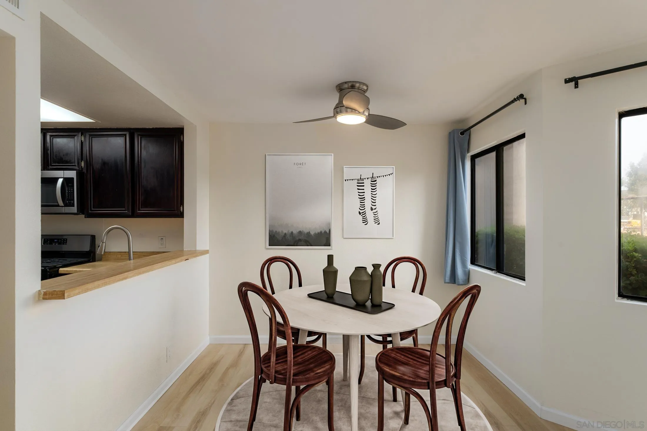 https://cdn.realtyfeed.com/cdn/127/250040423/ec49c412ee3062b9f57cc68b0b5c46c7.webp