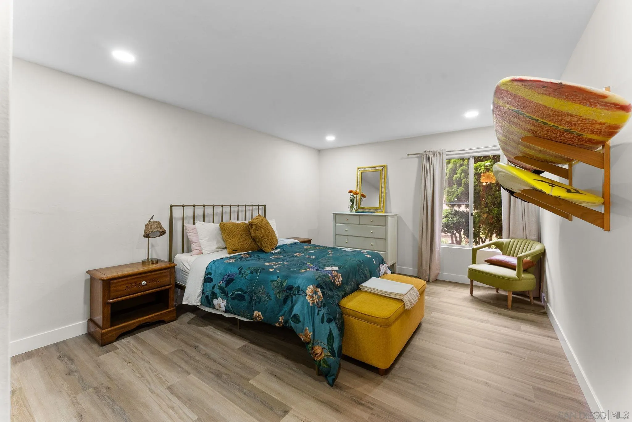 https://cdn.realtyfeed.com/cdn/127/250040435/38a8d065e257e0da9458b6b23ca9484d.webp