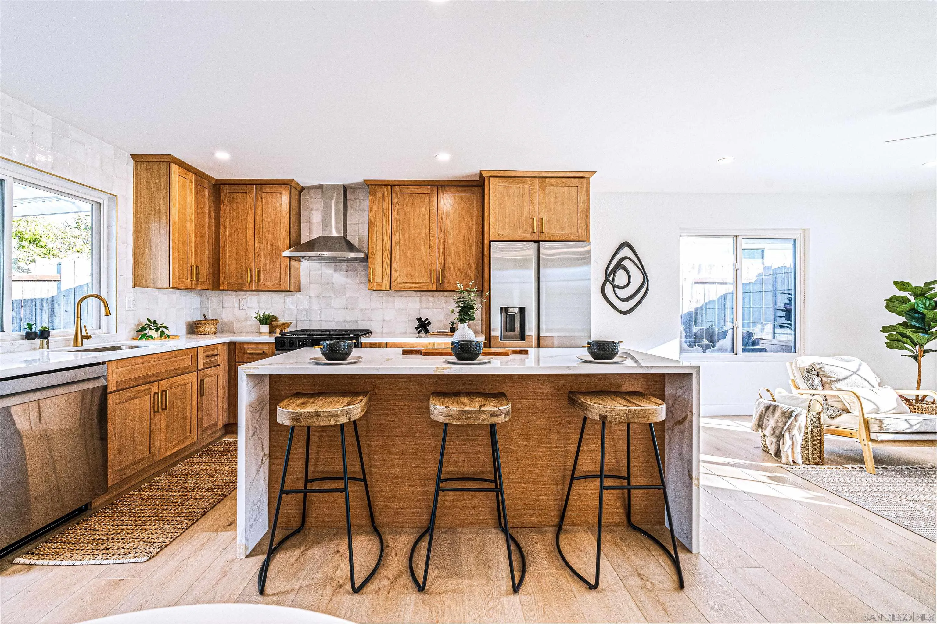 https://cdn.realtyfeed.com/cdn/127/250040436/6a864d141336a711f3f63797263a4bae.webp