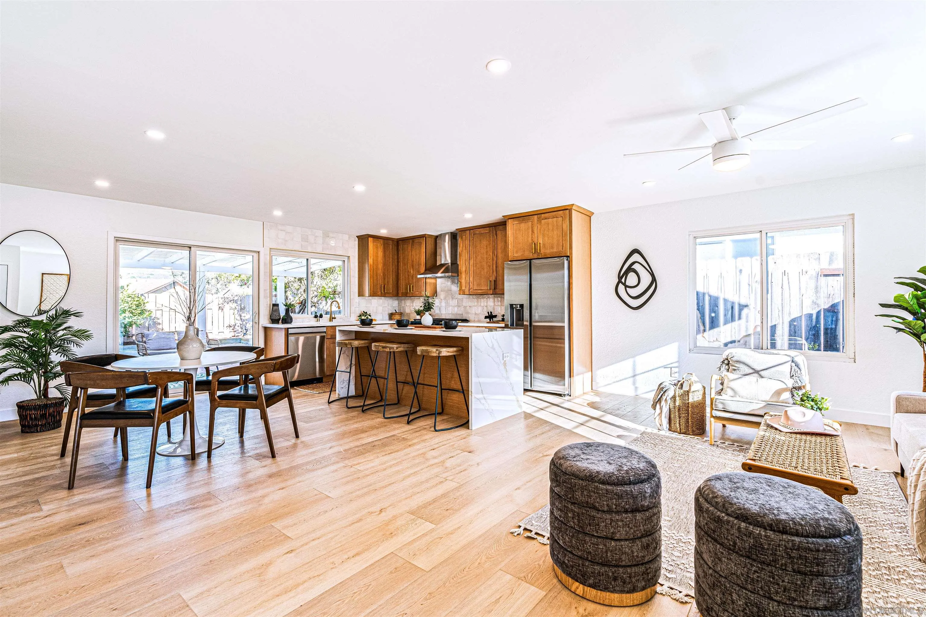 https://cdn.realtyfeed.com/cdn/127/250040436/e70f3f644f81b9a96048786514a67f45.webp