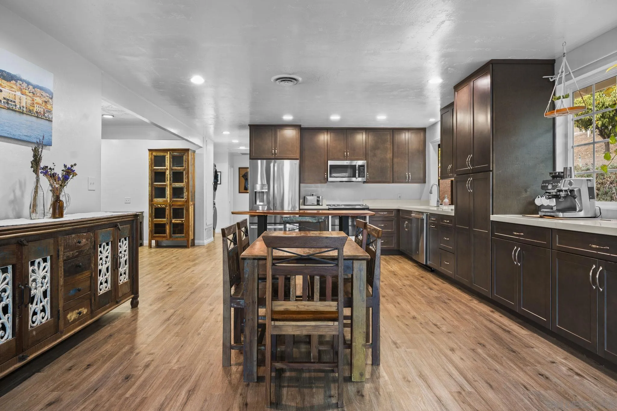 https://cdn.realtyfeed.com/cdn/127/250040443/a122a0a49c7372e0729d06b38dd0678a.webp