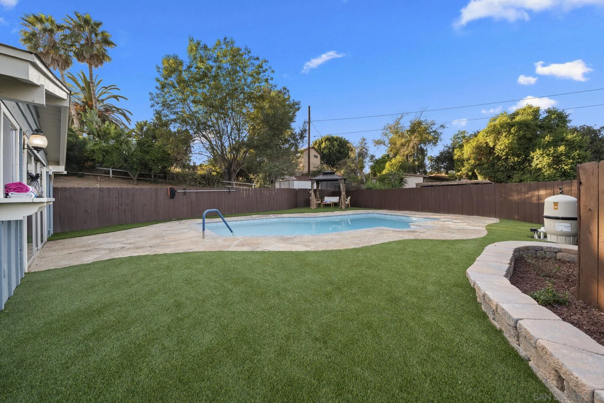 https://cdn.realtyfeed.com/cdn/127/250040443/c59f8e56be342bfe9236ca49624d8e73.webp