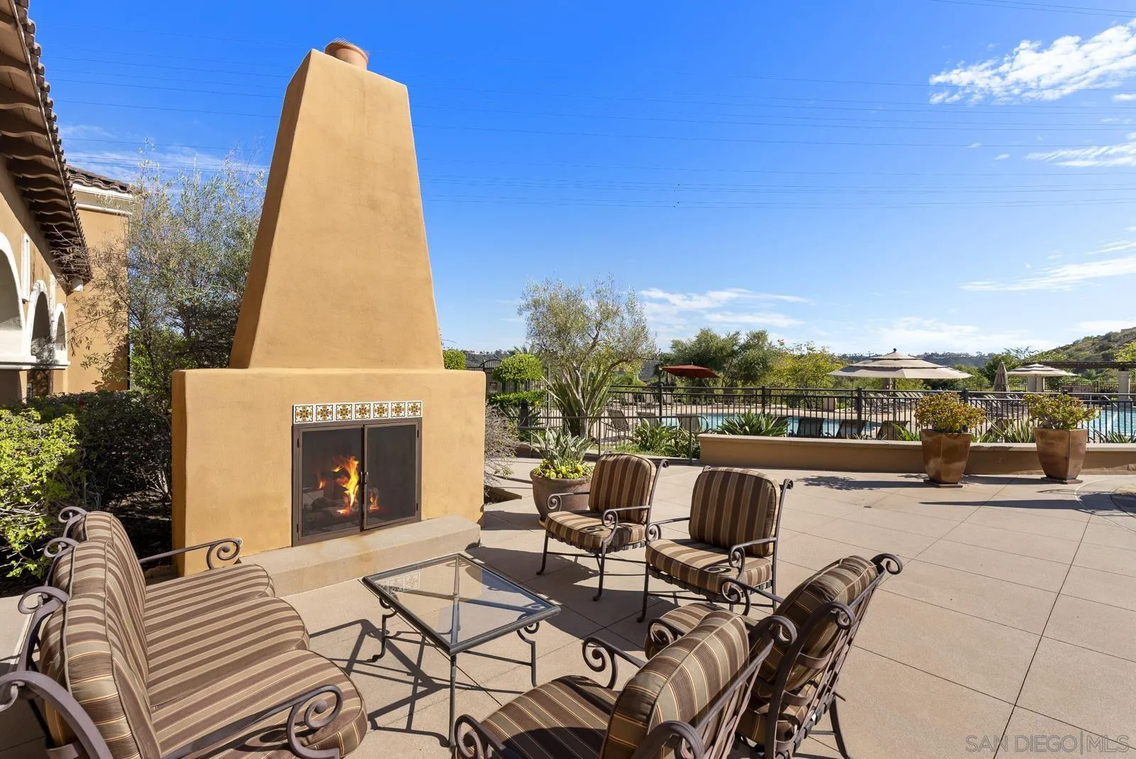 https://cdn.realtyfeed.com/cdn/127/250040444/4b0cfcd2c0c902be914f8eab059dd8d3.webp