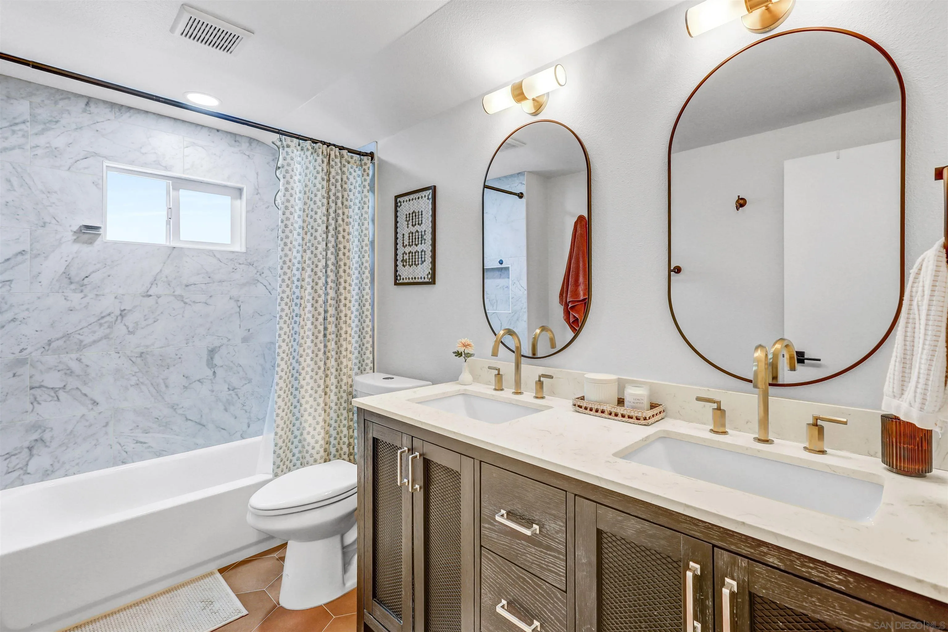https://cdn.realtyfeed.com/cdn/127/250040446/42e70e249955ededcc06a019d81d4ac2.webp