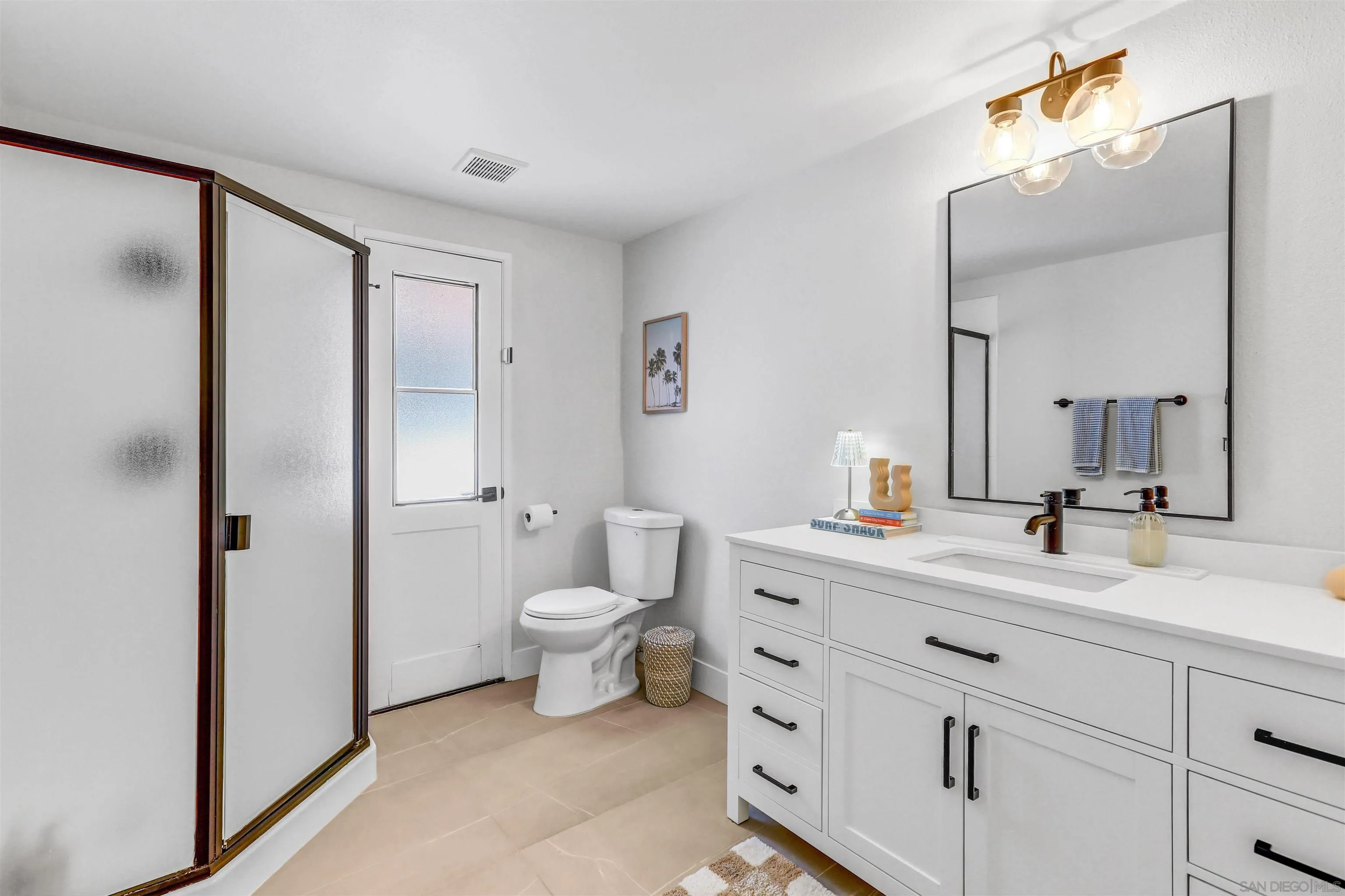https://cdn.realtyfeed.com/cdn/127/250040446/dbad37a6645984607665cdbc29562983.webp