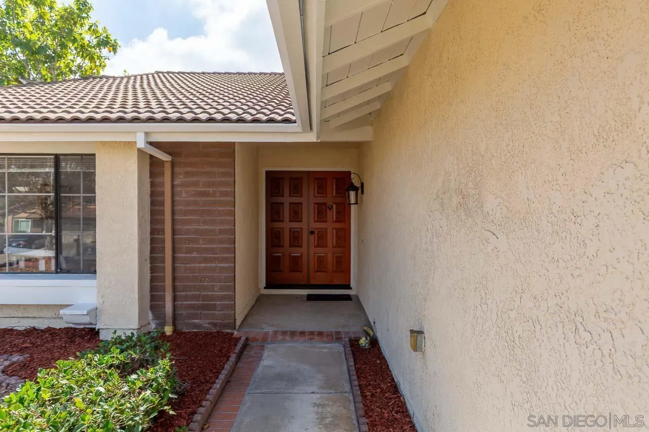 https://cdn.realtyfeed.com/cdn/127/250040447/b7dd1d0f61a61c66533577e34f2fa4c9.webp