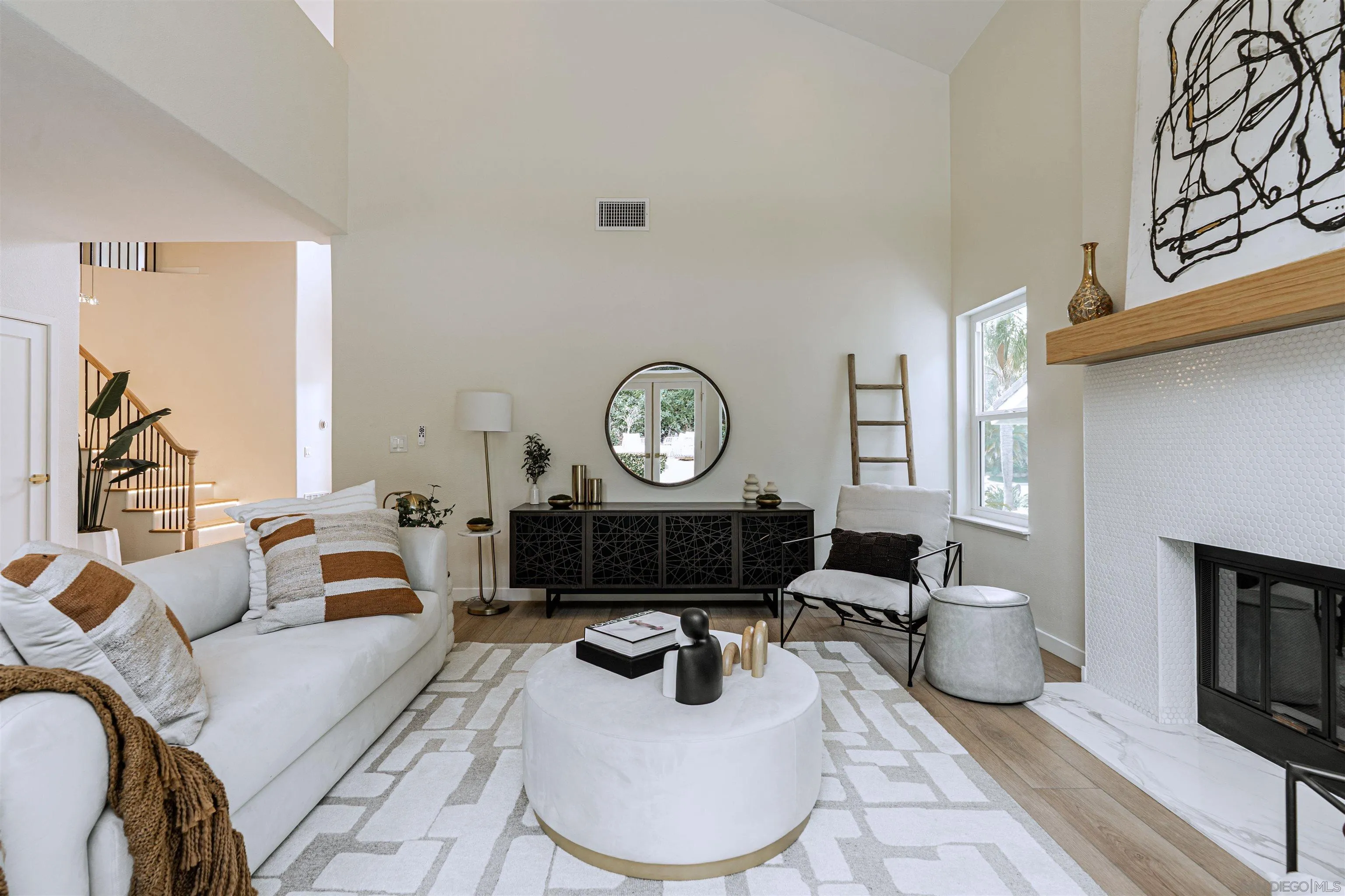 https://cdn.realtyfeed.com/cdn/127/250040449/34f19745ddac0b83eb483670c00c6587.webp