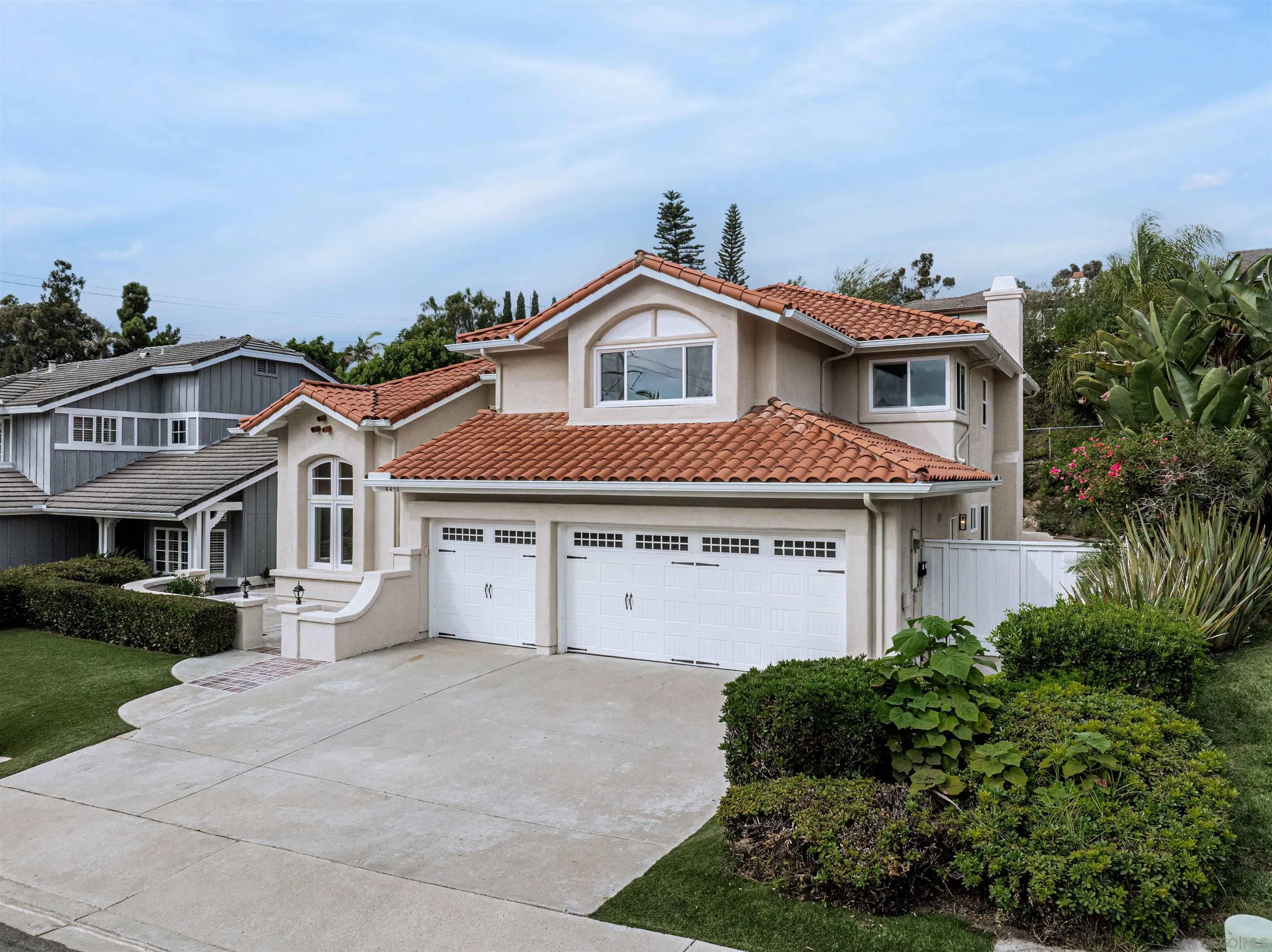 https://cdn.realtyfeed.com/cdn/127/250040449/689d8b7bf4d944a0474f5fb6acf76557.webp