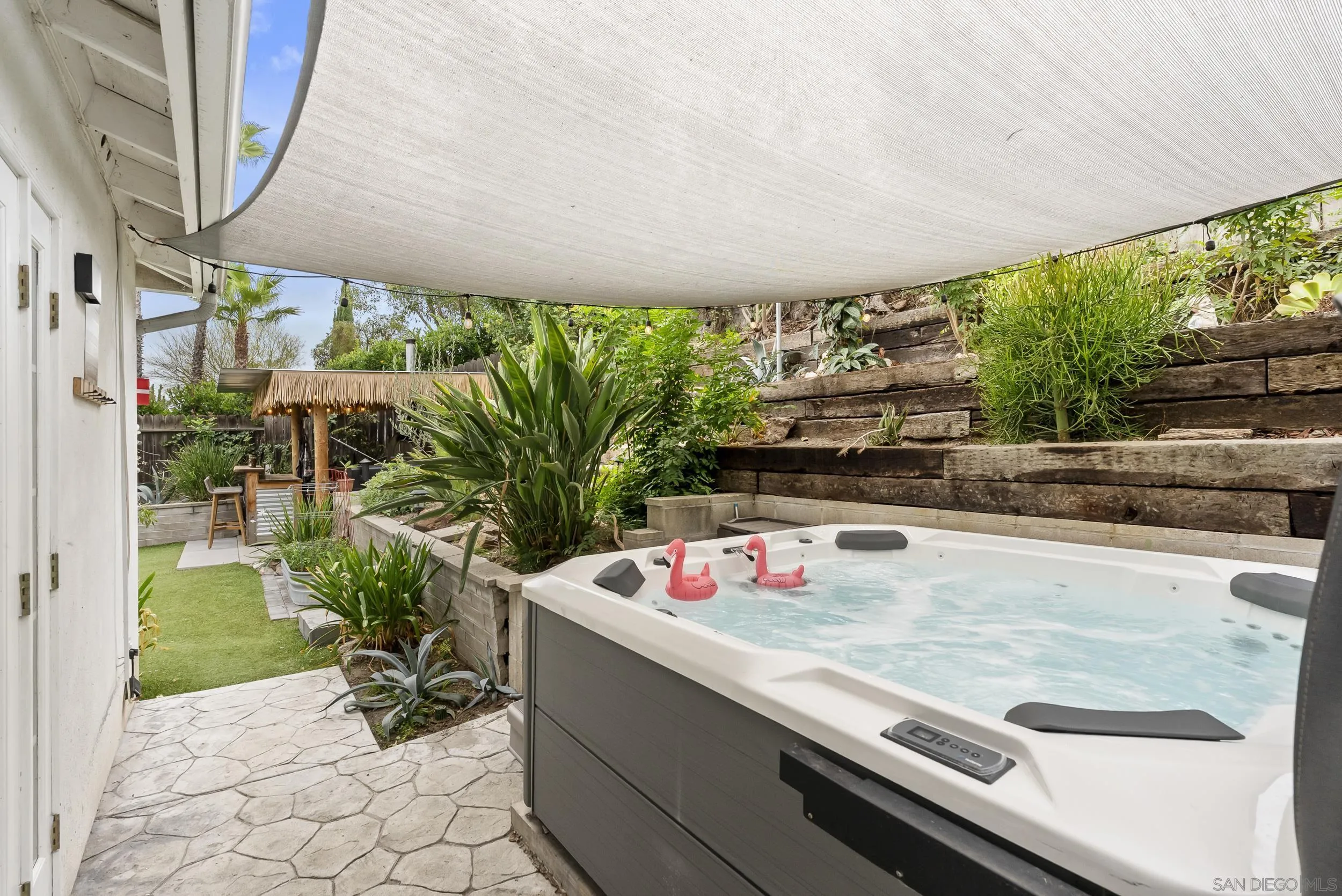 https://cdn.realtyfeed.com/cdn/127/250040453/0bd18276969848086c10707353d74e9a.webp