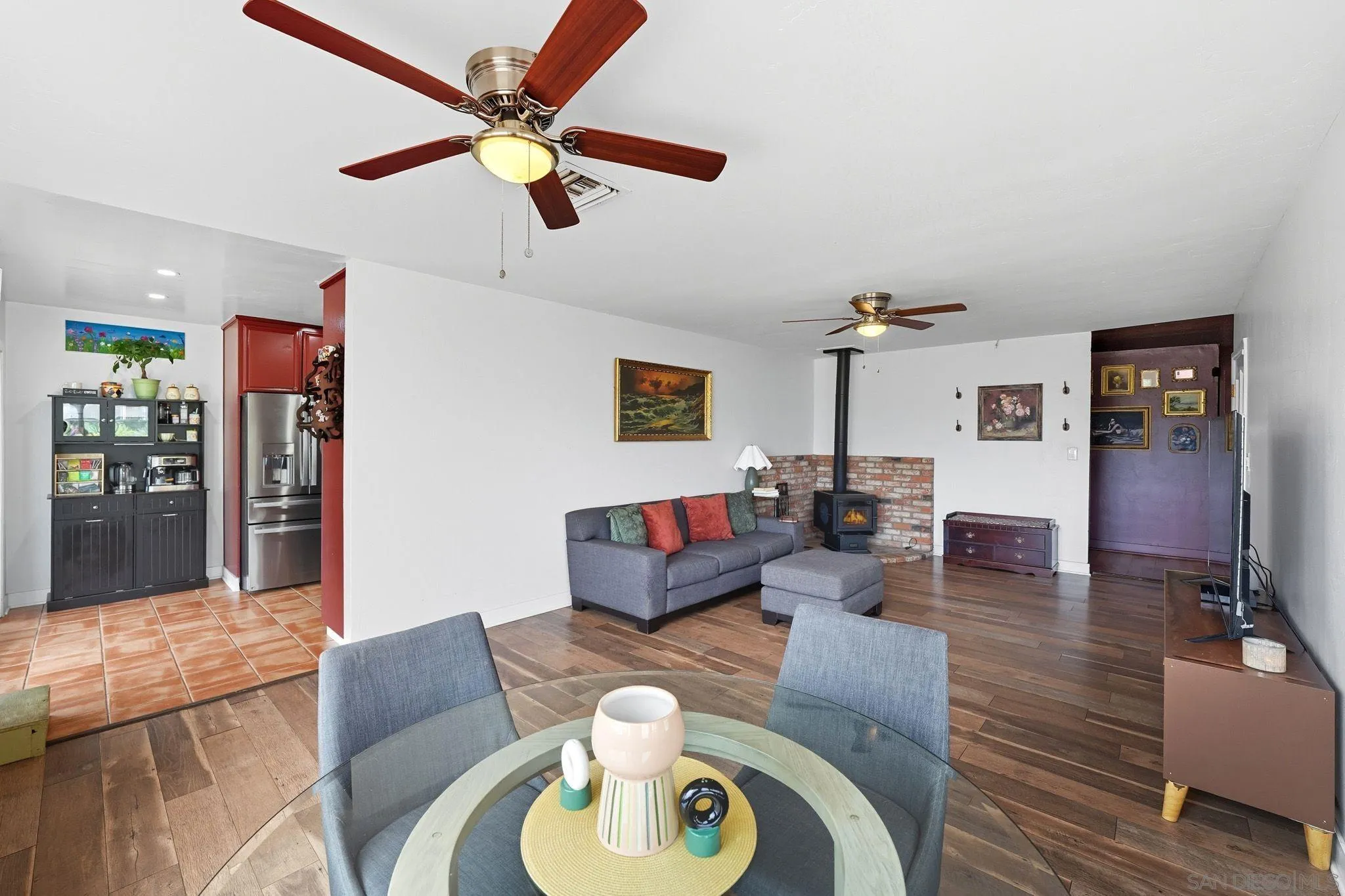 https://cdn.realtyfeed.com/cdn/127/250040459/6e66b40be7d014209548d02104de0868.webp