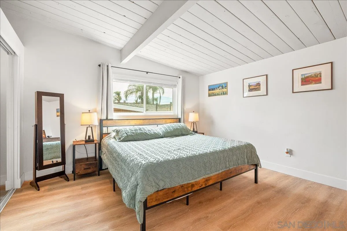 https://cdn.realtyfeed.com/cdn/127/250040460/62a2fffe88df62f98eb6d2ef67fb610e.webp