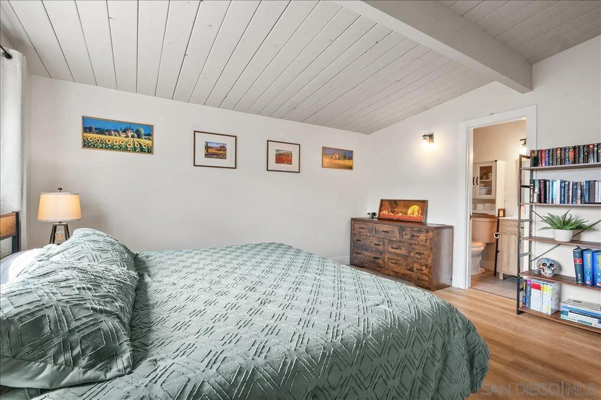 https://cdn.realtyfeed.com/cdn/127/250040460/63bc3a1eab32bc8450bcc52be056b633.webp