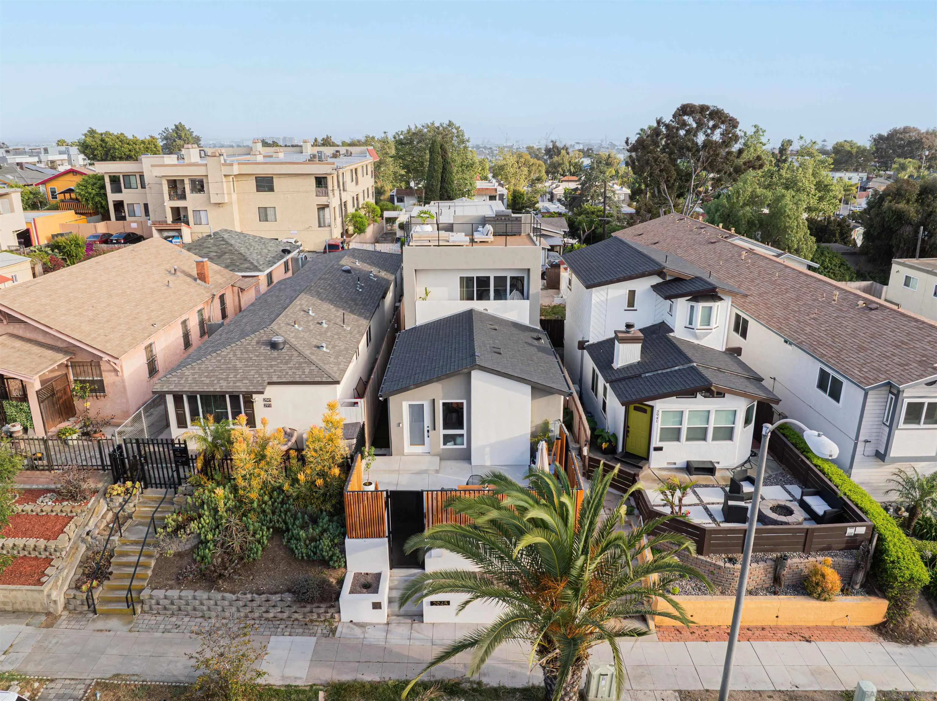 https://cdn.realtyfeed.com/cdn/127/250040462/09a2357da0199ae9396e8da3ac8dcf2d.webp