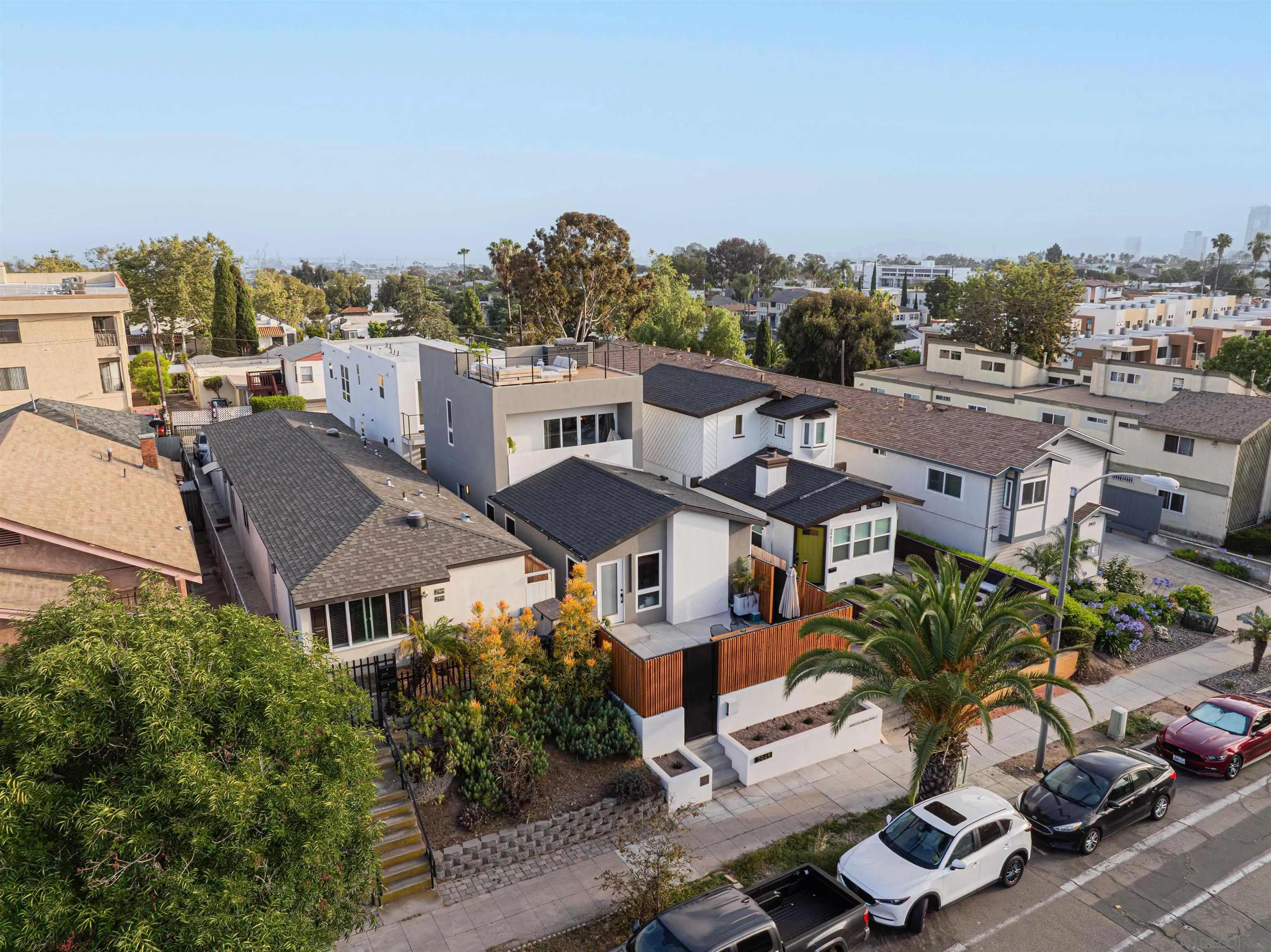 https://cdn.realtyfeed.com/cdn/127/250040462/9fda3b11aad63987792ccccdb83cf9a9.webp