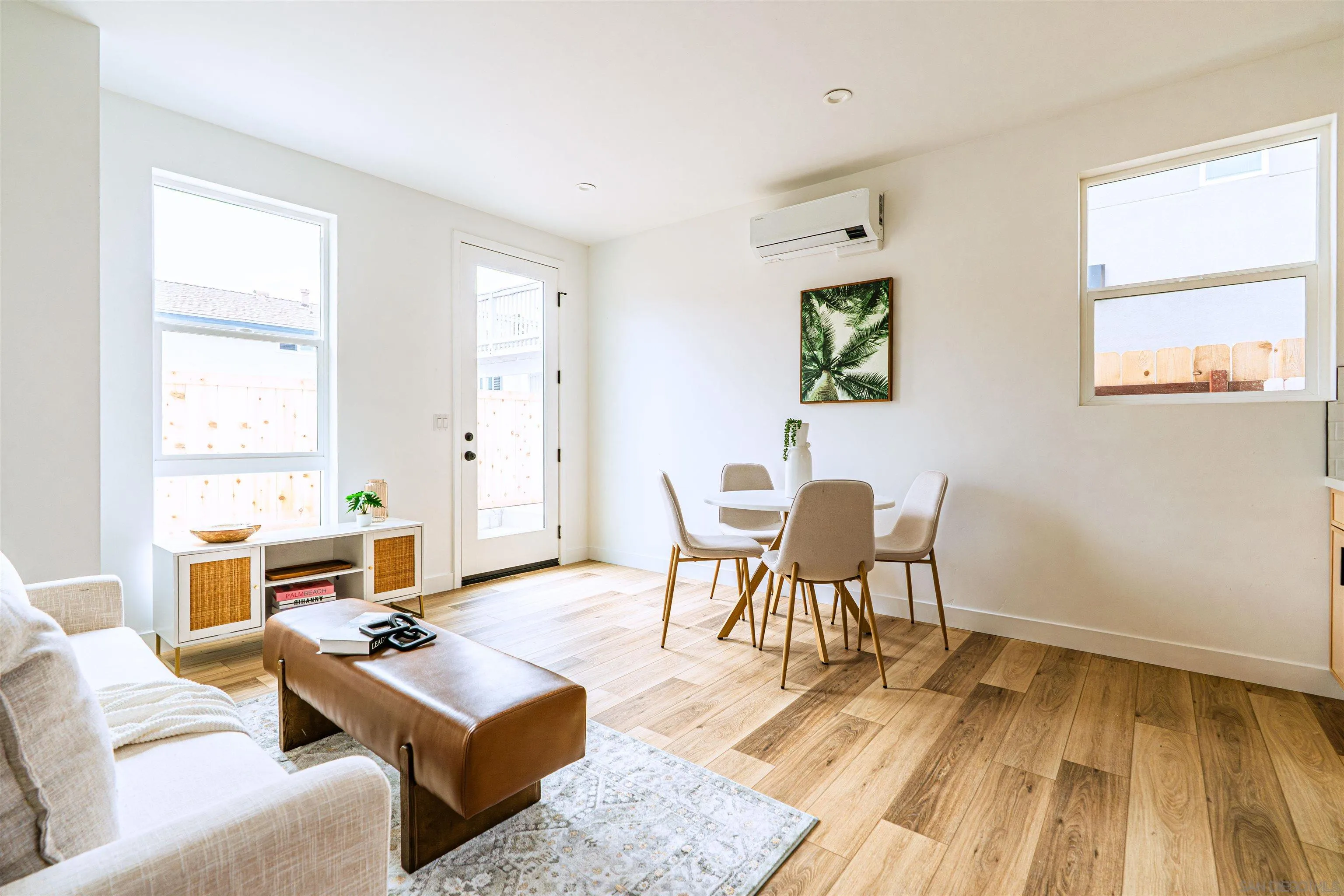 https://cdn.realtyfeed.com/cdn/127/250040462/d3578a61cb60d5d9fe27b6d6c72564bc.webp