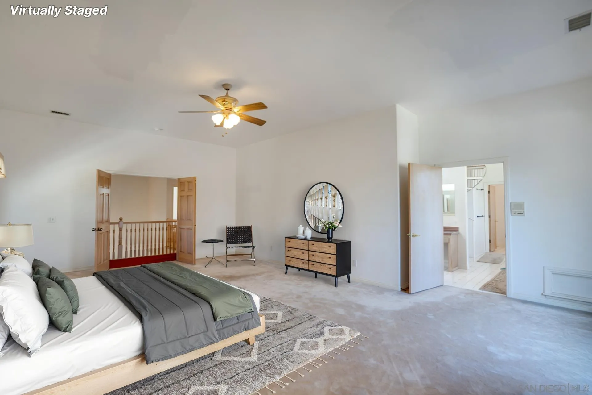 https://cdn.realtyfeed.com/cdn/127/250040468/cb4a2ee7f2a7fd809feebcf3be9d00cd.webp