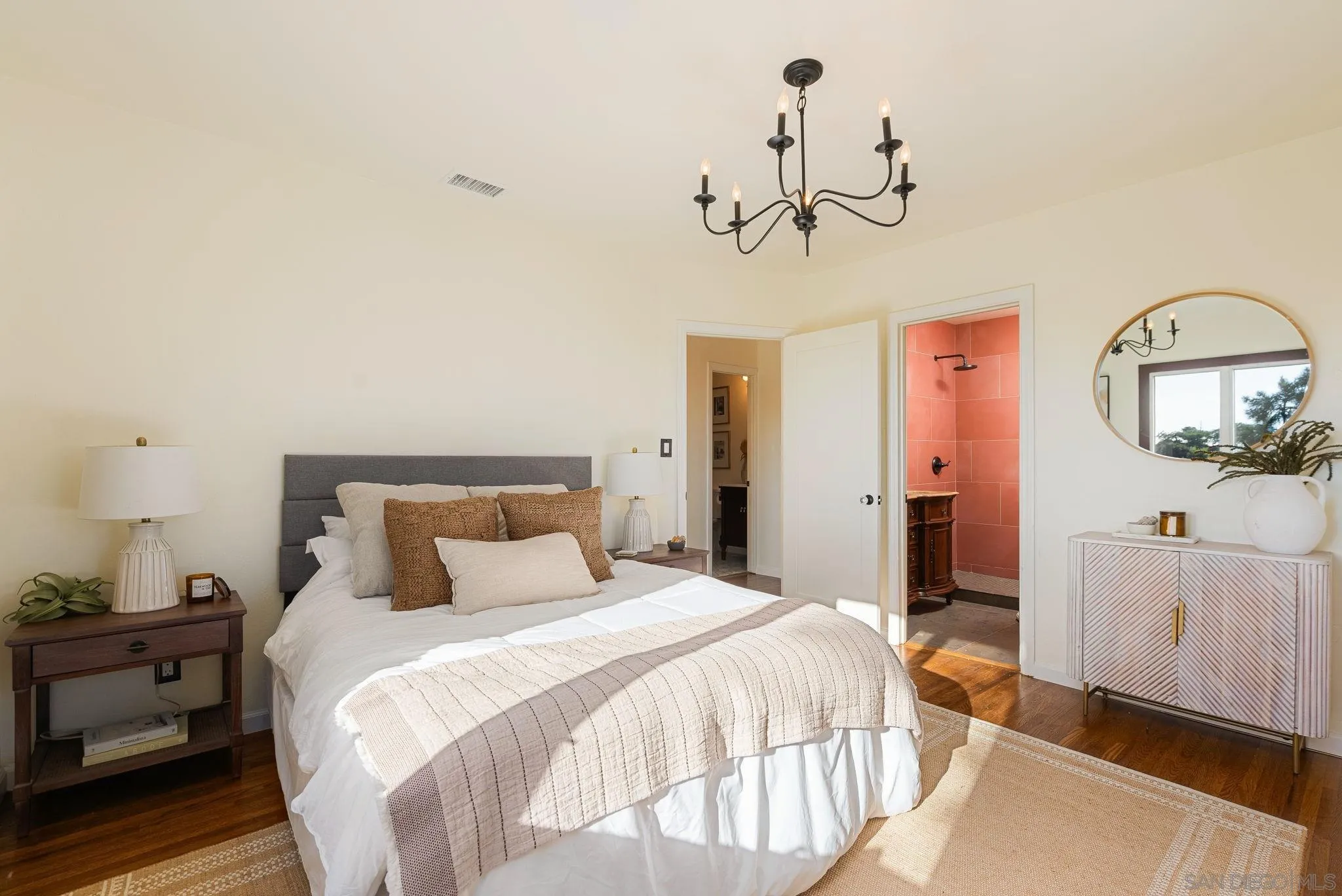 https://cdn.realtyfeed.com/cdn/127/250040470/48e1b0ad1a68649c931f6352173fbedd.webp