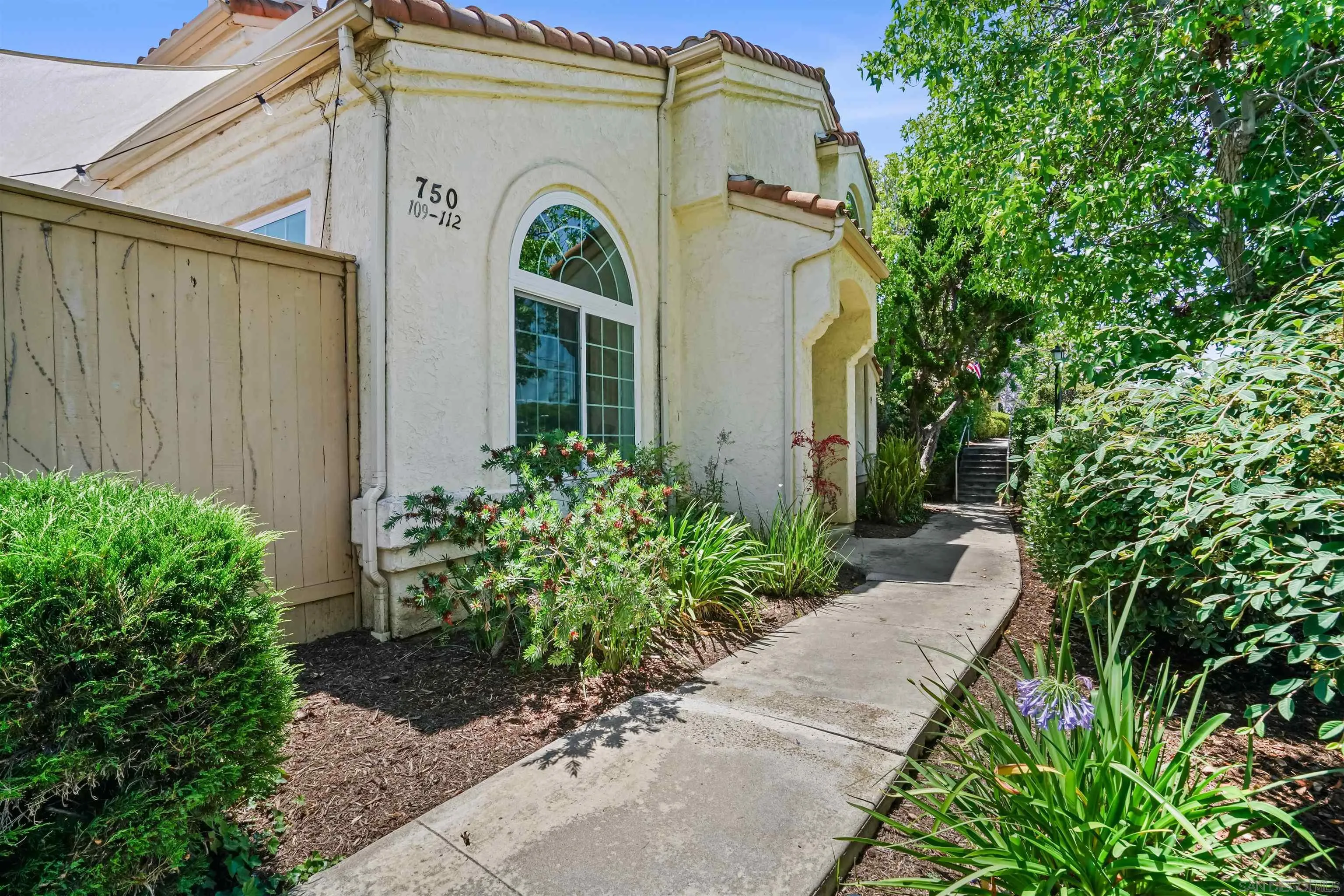 https://cdn.realtyfeed.com/cdn/127/250040476/30ab1d6de51bfb49b971511ff2a5feae.webp