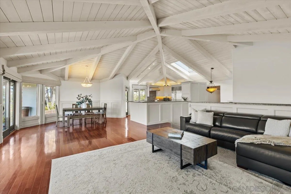https://cdn.realtyfeed.com/cdn/127/250040479/12b6d820ecc1d175ea550d46d5068a86.webp