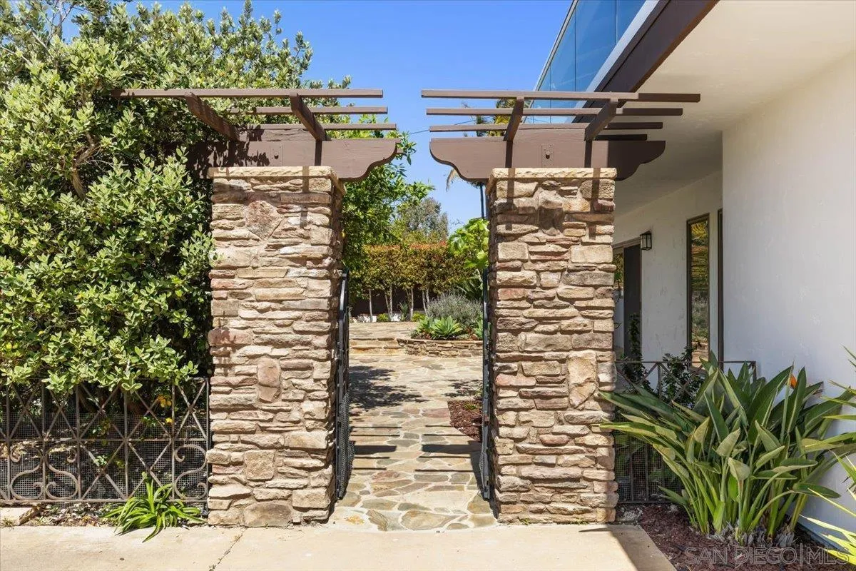 https://cdn.realtyfeed.com/cdn/127/250040479/5284ca5d766157af55e23fa88d808af1.webp