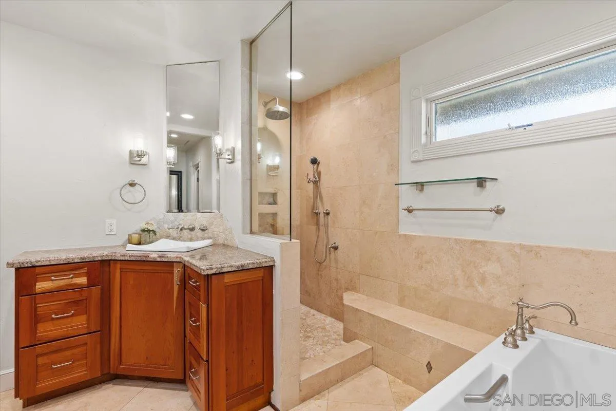 https://cdn.realtyfeed.com/cdn/127/250040479/5f3f7e0d7596ecebe18122d6a6f64932.webp