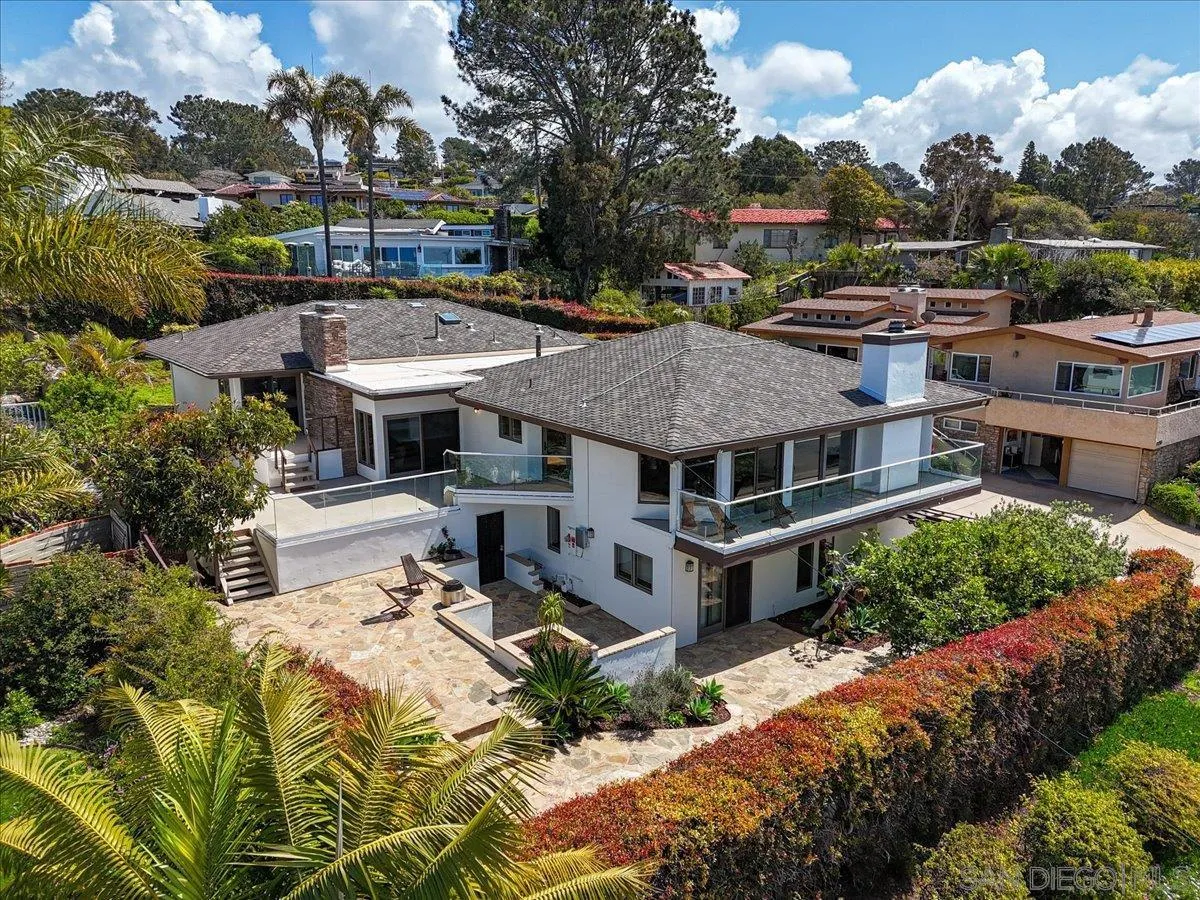 https://cdn.realtyfeed.com/cdn/127/250040479/6f7ade49a20b46b644234aaf36d22ffd.webp