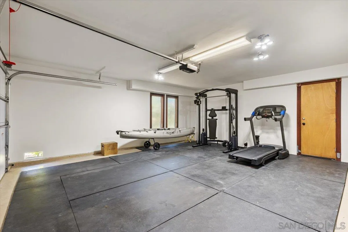 https://cdn.realtyfeed.com/cdn/127/250040479/b84af3cf3e7196ddc57f0309c8be9874.webp