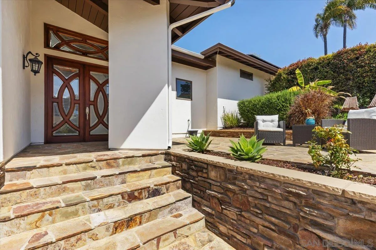 https://cdn.realtyfeed.com/cdn/127/250040479/f9e8da3d8efbbdb7cc989fdbd424e681.webp