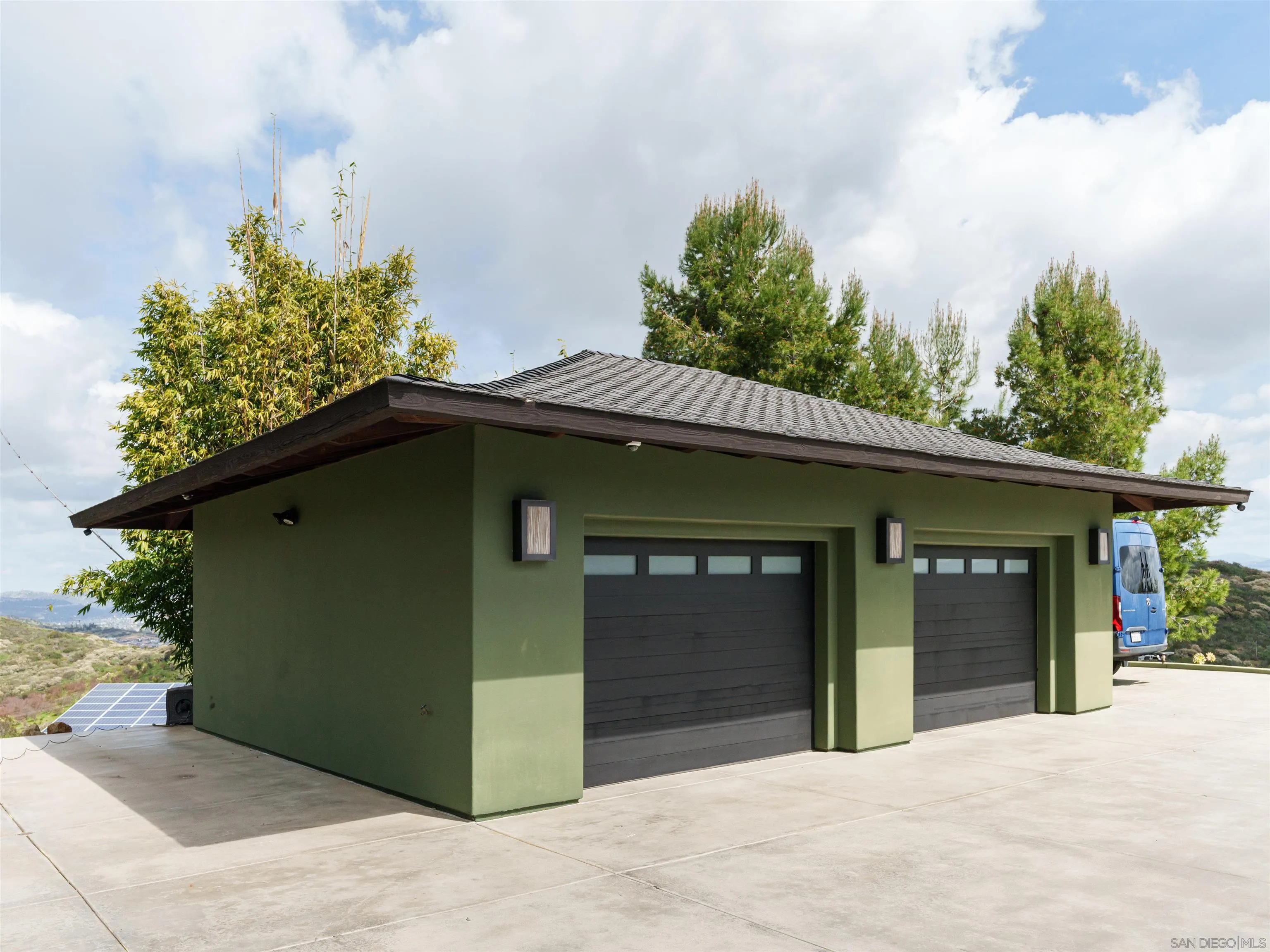 https://cdn.realtyfeed.com/cdn/127/250040480/bfe9222278c9ebe231c7dd582a704fc0.webp