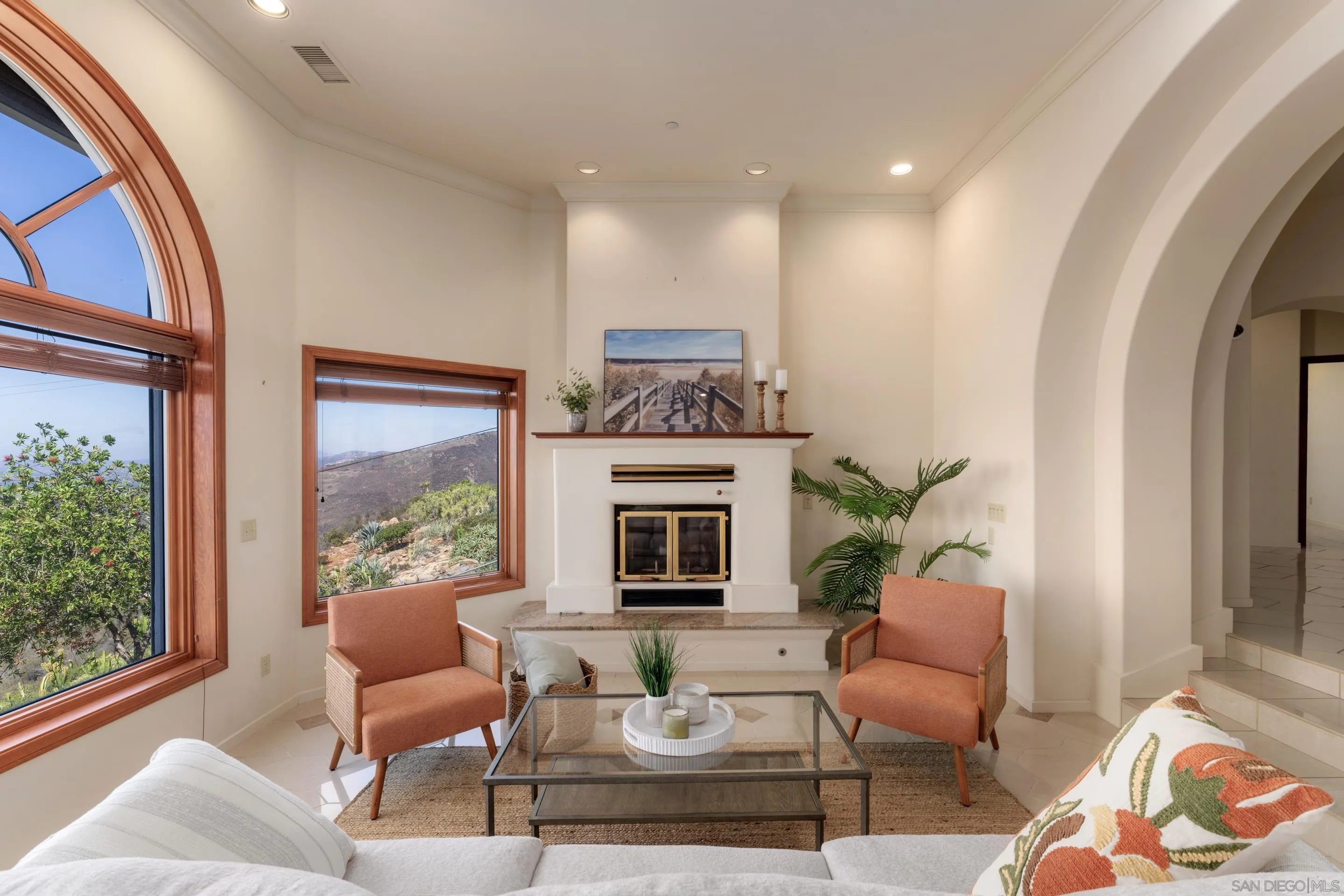 https://cdn.realtyfeed.com/cdn/127/250040483/1a66af6df9ee3787d80801aa2a0b1921.webp