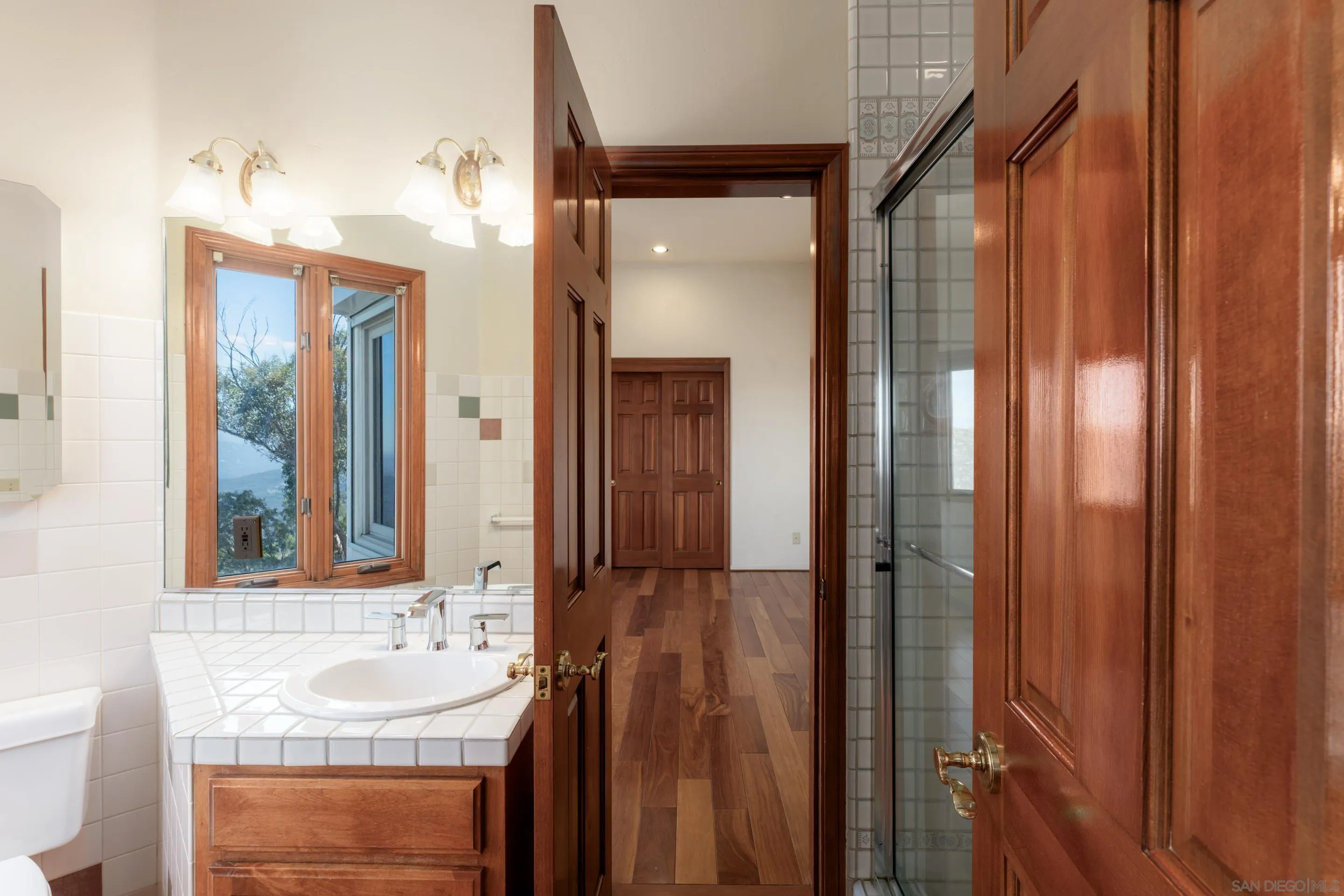 https://cdn.realtyfeed.com/cdn/127/250040483/8cbb3c49d6852f18fcf2eaf0d74efb70.webp