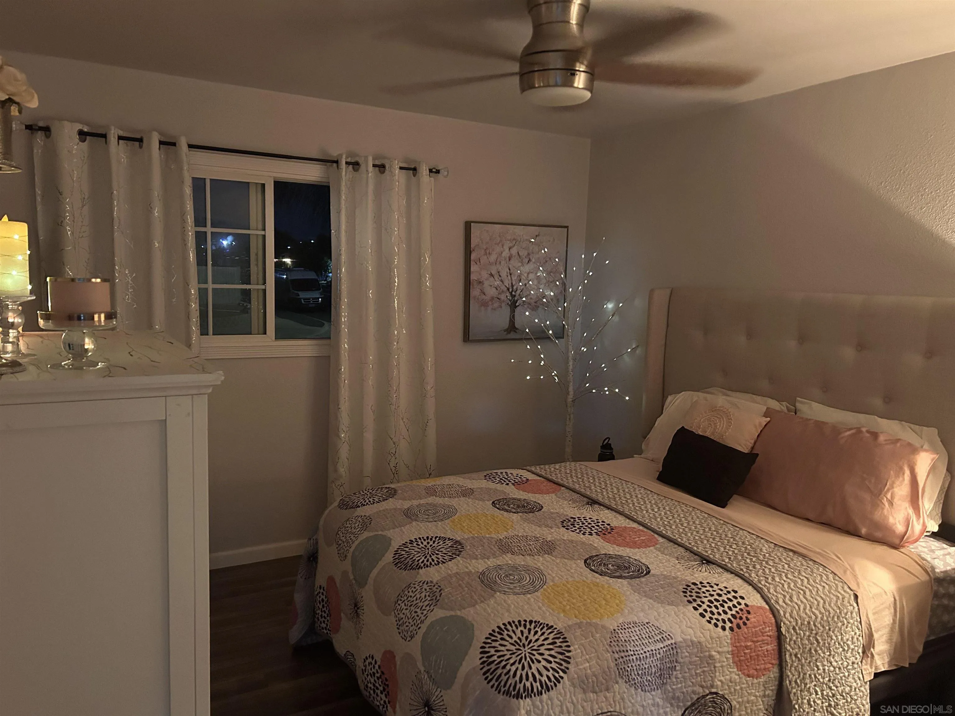 https://cdn.realtyfeed.com/cdn/127/250040485/780b2c358427f5d102c89a48e204d319.webp