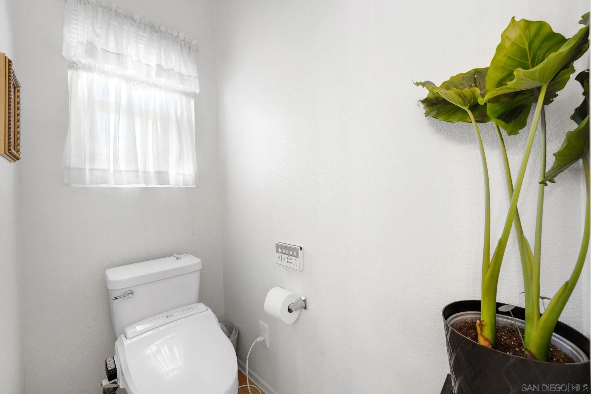 https://cdn.realtyfeed.com/cdn/127/250040486/10adfade1863b3e89be1ba15b00876de.webp