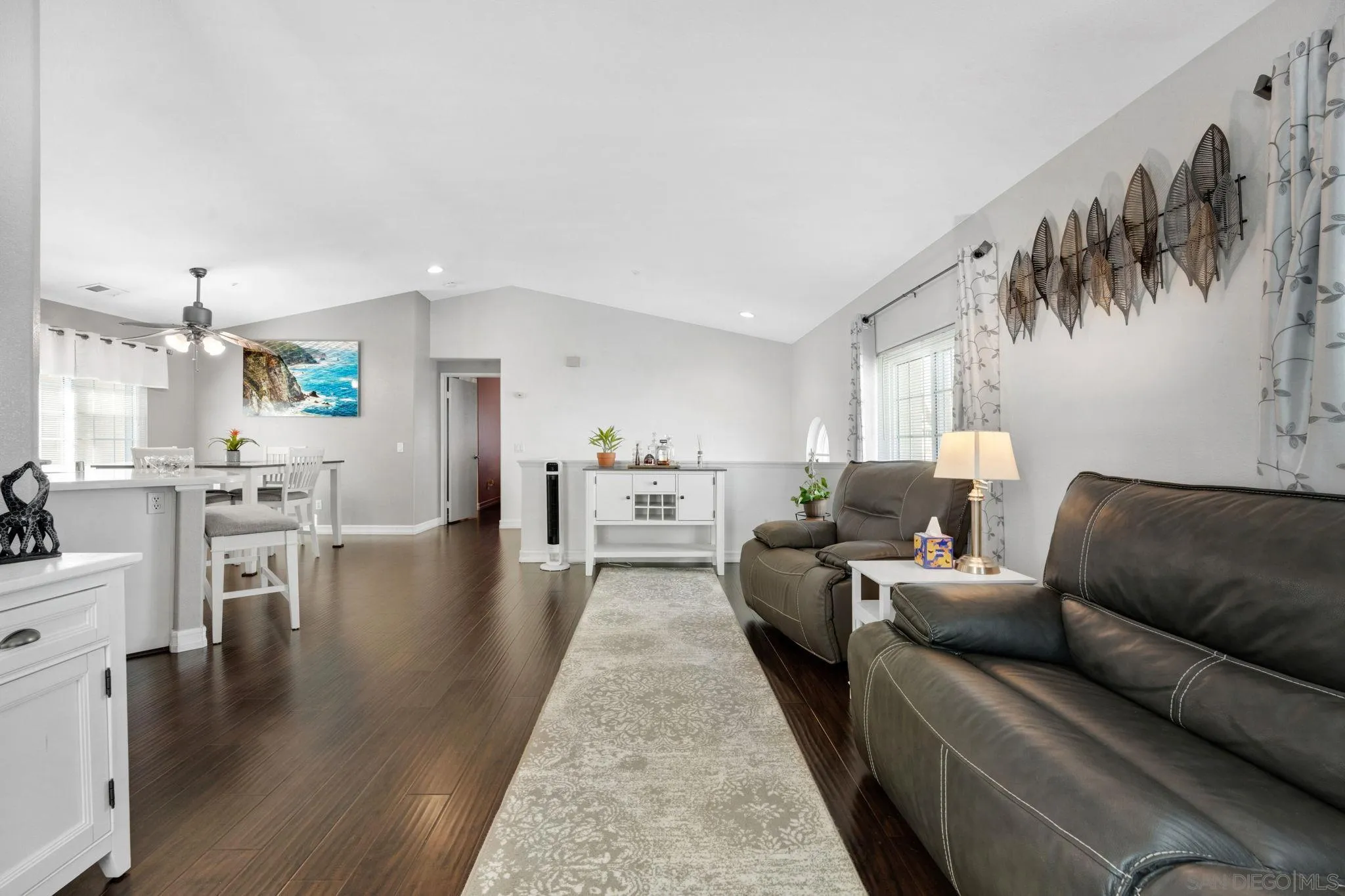 https://cdn.realtyfeed.com/cdn/127/250040486/920b8aa865c9f87f613a409e5c1352dc.webp
