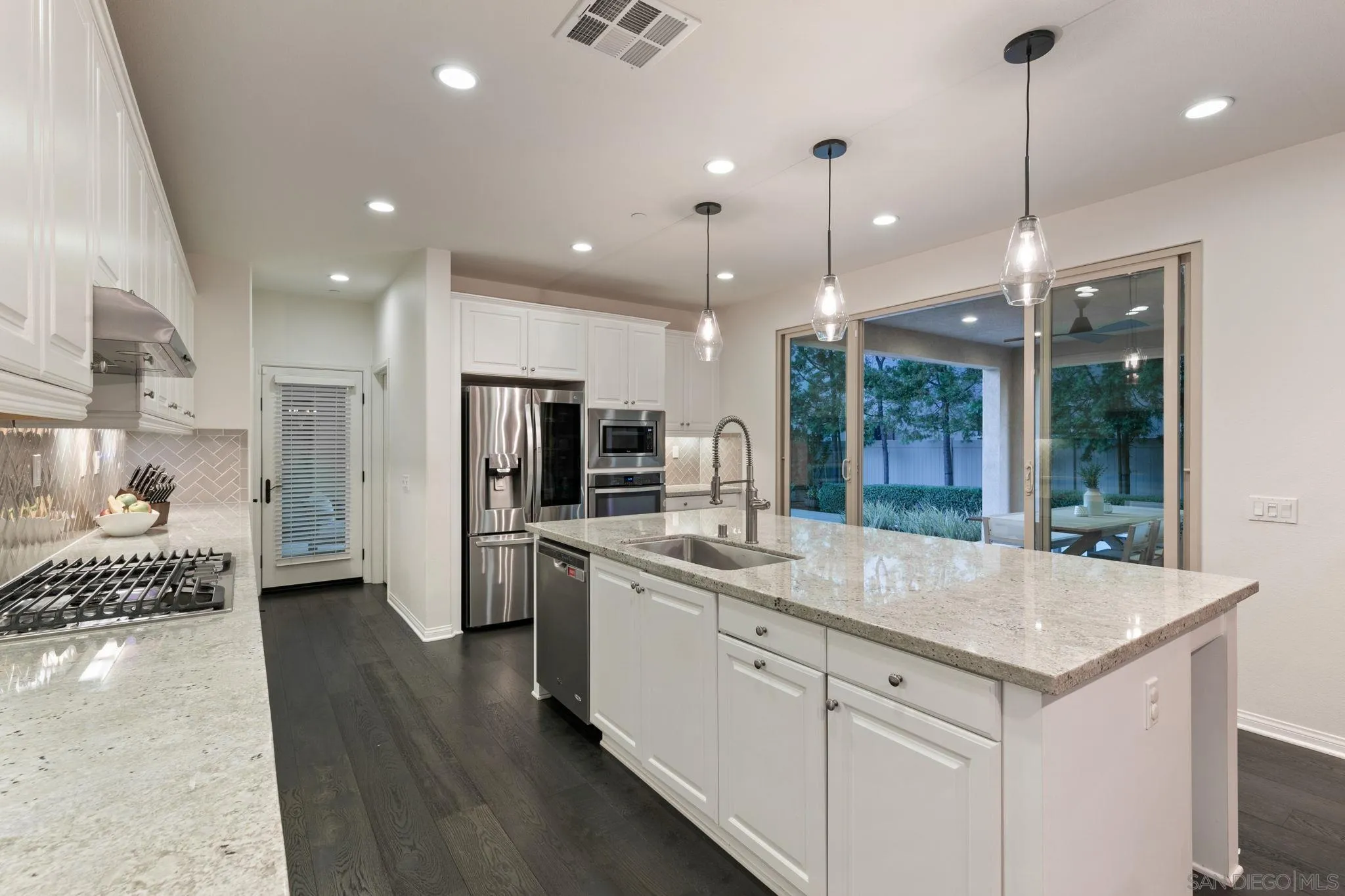 https://cdn.realtyfeed.com/cdn/127/250040488/07abbb8e67136fcd28b0da8bf83f2ebf.webp