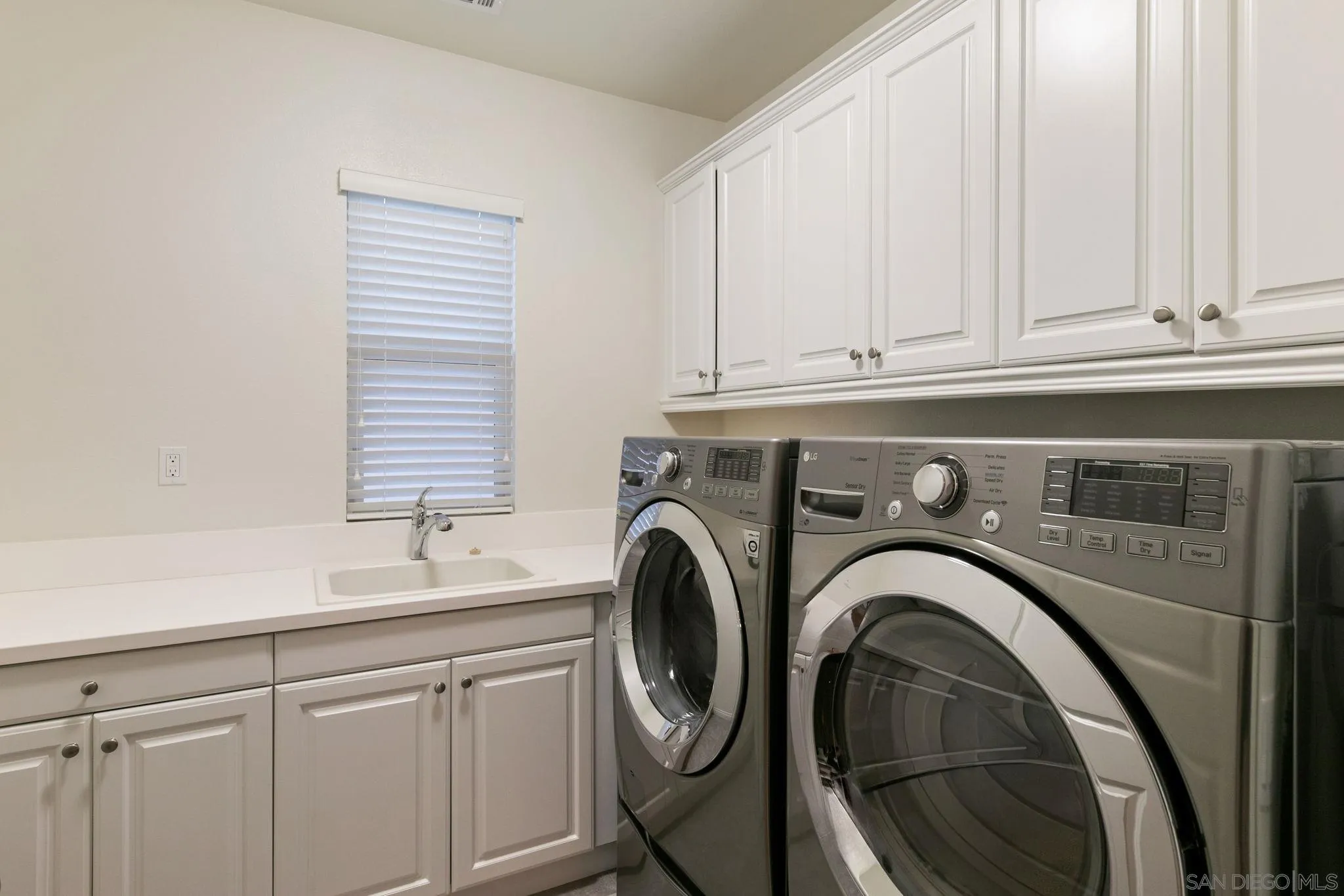 https://cdn.realtyfeed.com/cdn/127/250040488/c924e474465e6dcf9c706d4c0a511121.webp