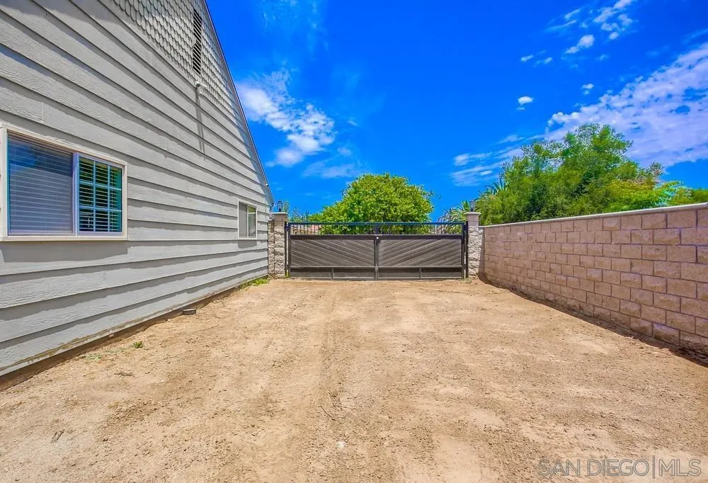 https://cdn.realtyfeed.com/cdn/127/250040491/61a9a5c08dc01f14d6d09ee999366364.webp