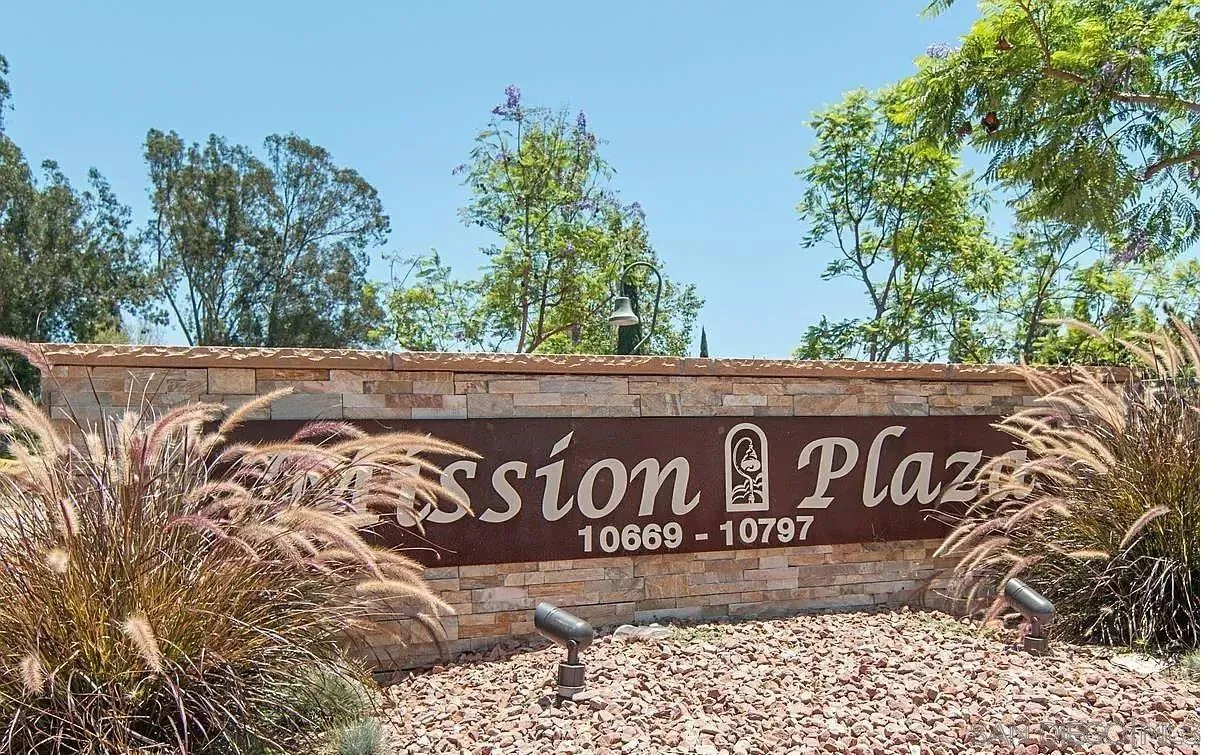 https://cdn.realtyfeed.com/cdn/127/250040492/2a9d2a96d5aef52ba0b2ae81c4898c82.webp