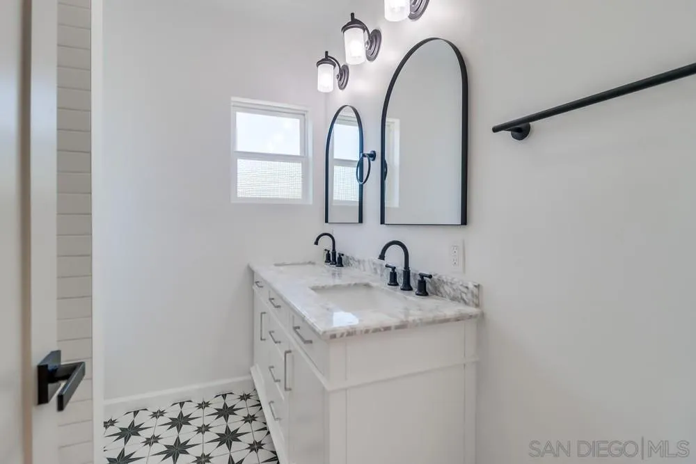 https://cdn.realtyfeed.com/cdn/127/250040493/503ce1f9b689575d8664d0d93a14f967.webp