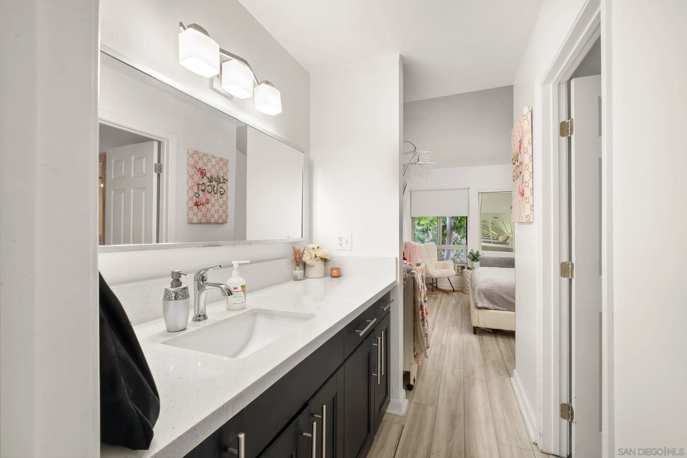 https://cdn.realtyfeed.com/cdn/127/250040500/68faedb9afc02a6706f2be5297276c78.webp