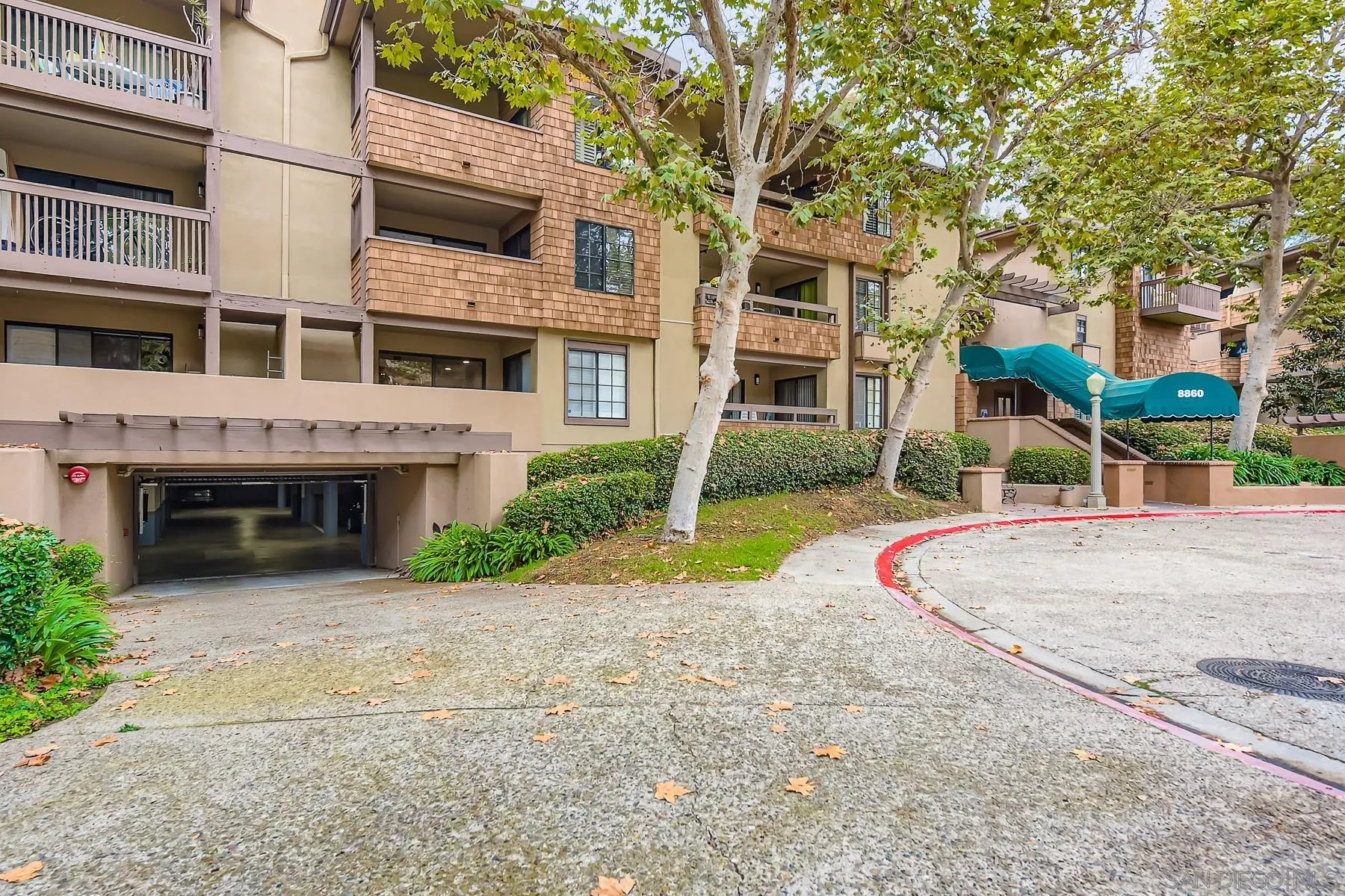 https://cdn.realtyfeed.com/cdn/127/250040503/2a8d120344dc441a24e5a2e5cdde2df3.webp