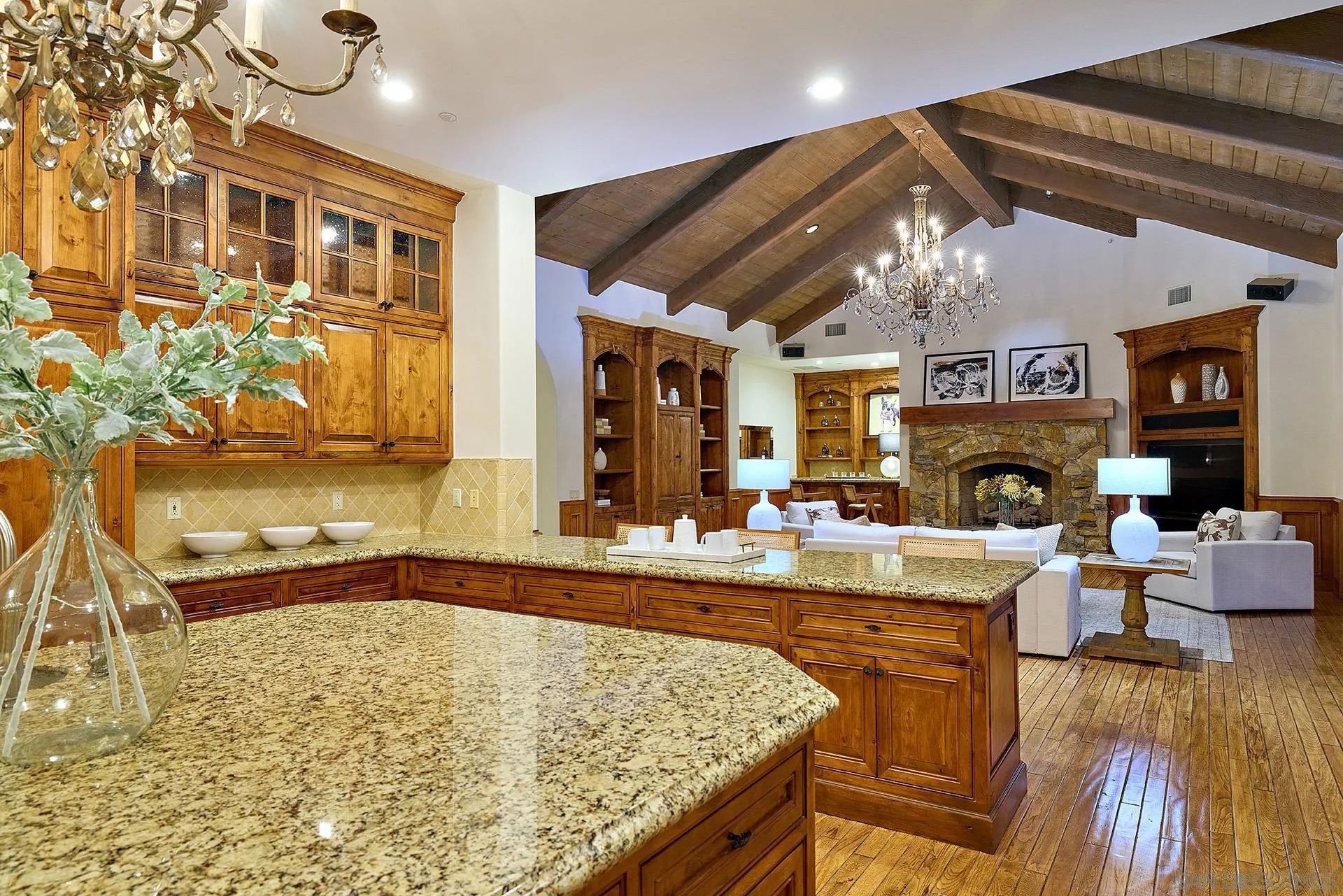 https://cdn.realtyfeed.com/cdn/127/250040509/4293e48eb3c53f0f5b40c70254044165.webp