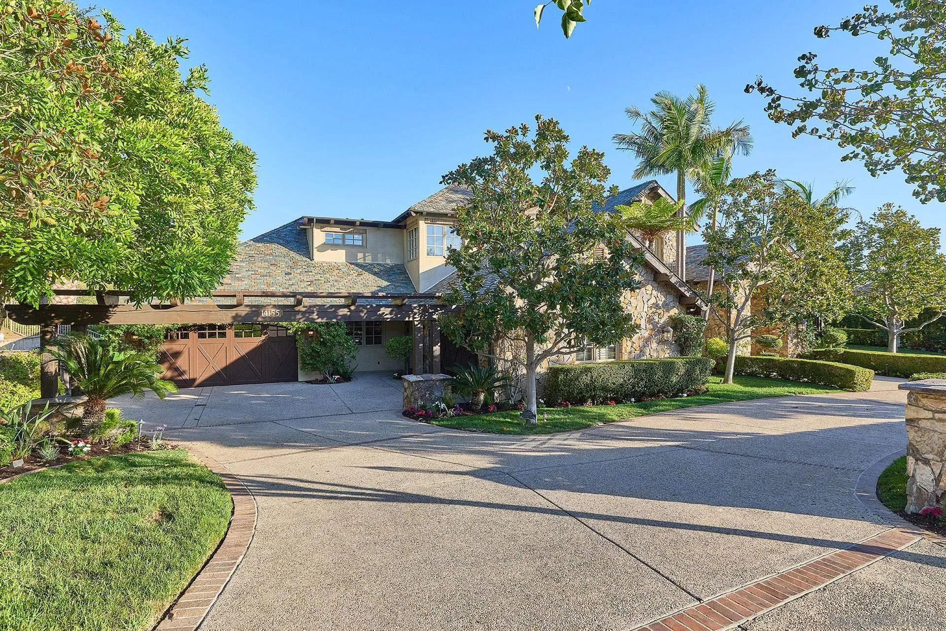 https://cdn.realtyfeed.com/cdn/127/250040509/a3f56c7d00583f5a72db18d948bb4696.webp