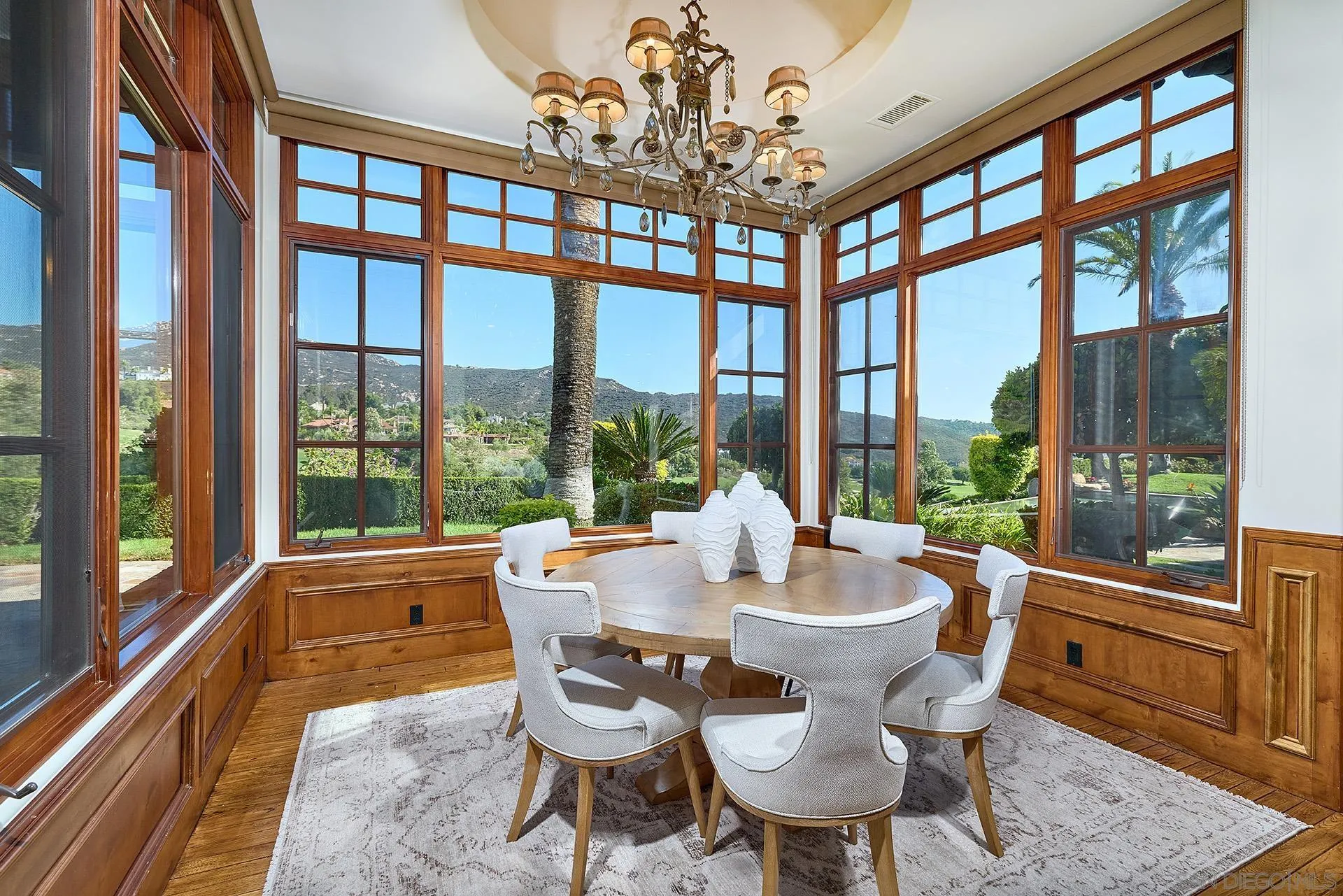 https://cdn.realtyfeed.com/cdn/127/250040509/e6b6a21714357bd863e4a96d23dbadd6.webp