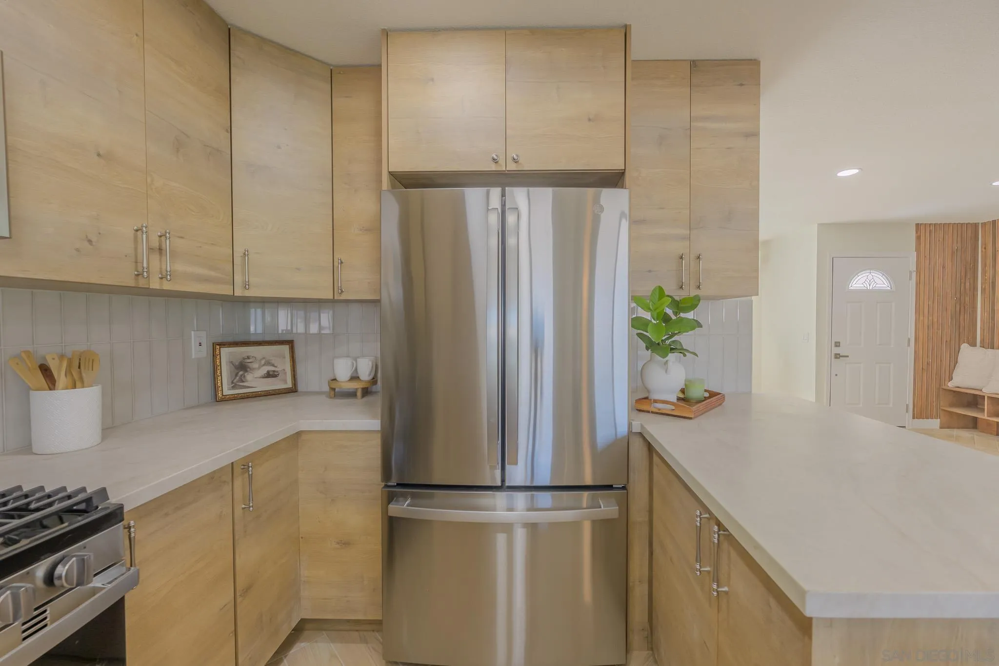 https://cdn.realtyfeed.com/cdn/127/250040510/97384cdb08710a4c21fa25612ff7ce2f.webp