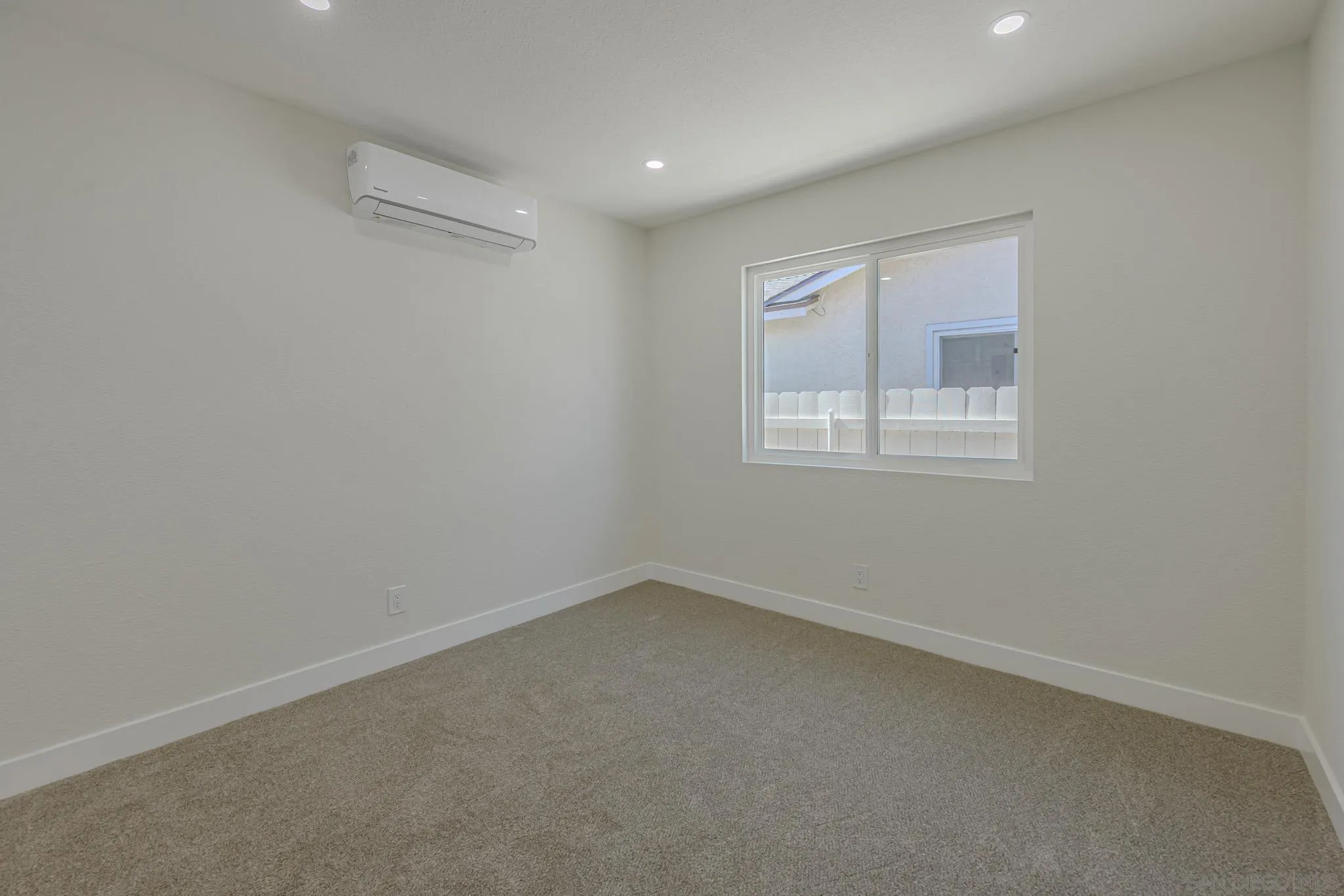 https://cdn.realtyfeed.com/cdn/127/250040510/b59b66313431b04d97ca8ed18ce16667.webp