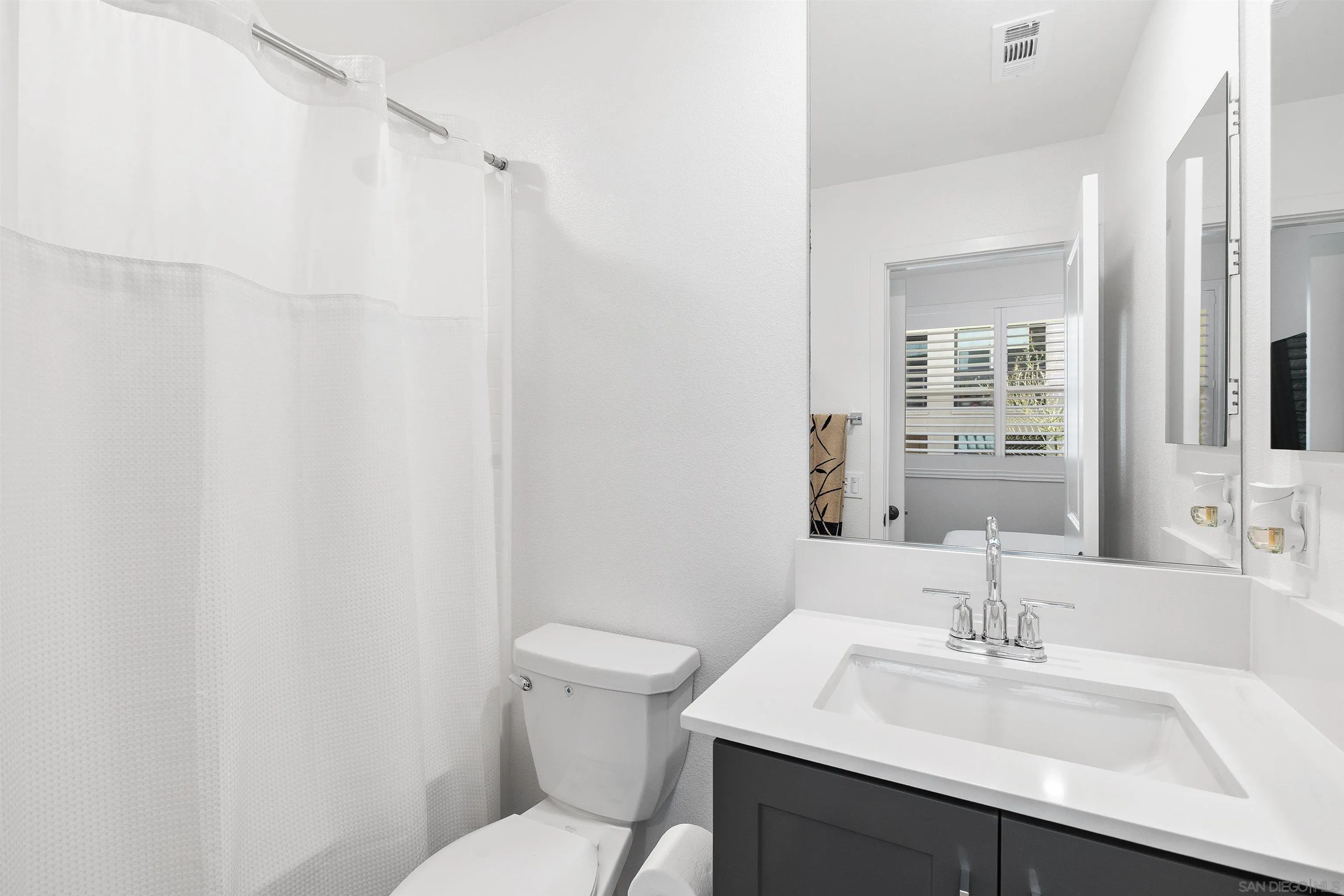 https://cdn.realtyfeed.com/cdn/127/250040516/9712865669ea2c8b29b77d6ad2d8a78d.webp
