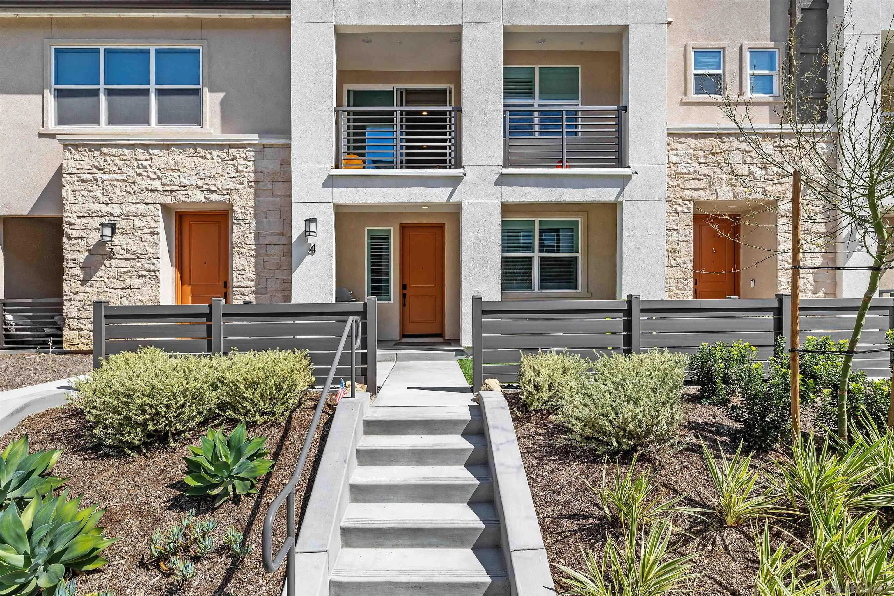 Photo #2: 250040516 Listing 